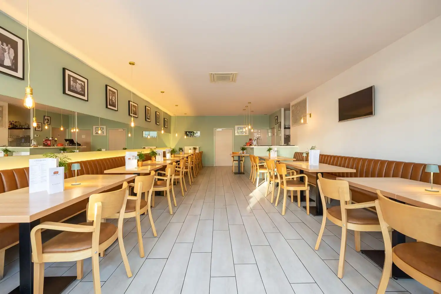 Multifunctioneel handelsgelijkvloers / kantoorruimte foto 3