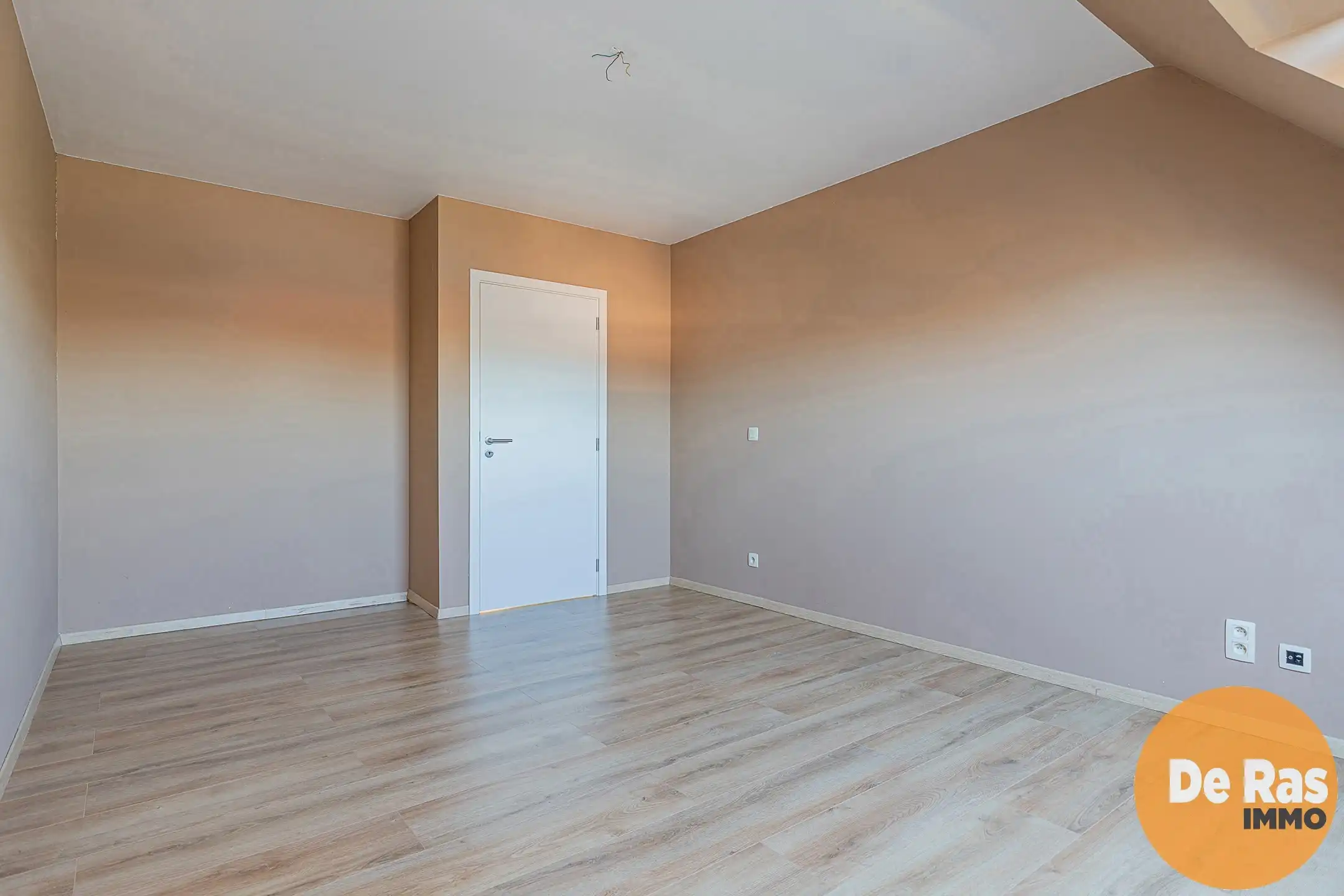 LEDE - Duplexappartement met 3 slaapkamers nabij de markt foto 11