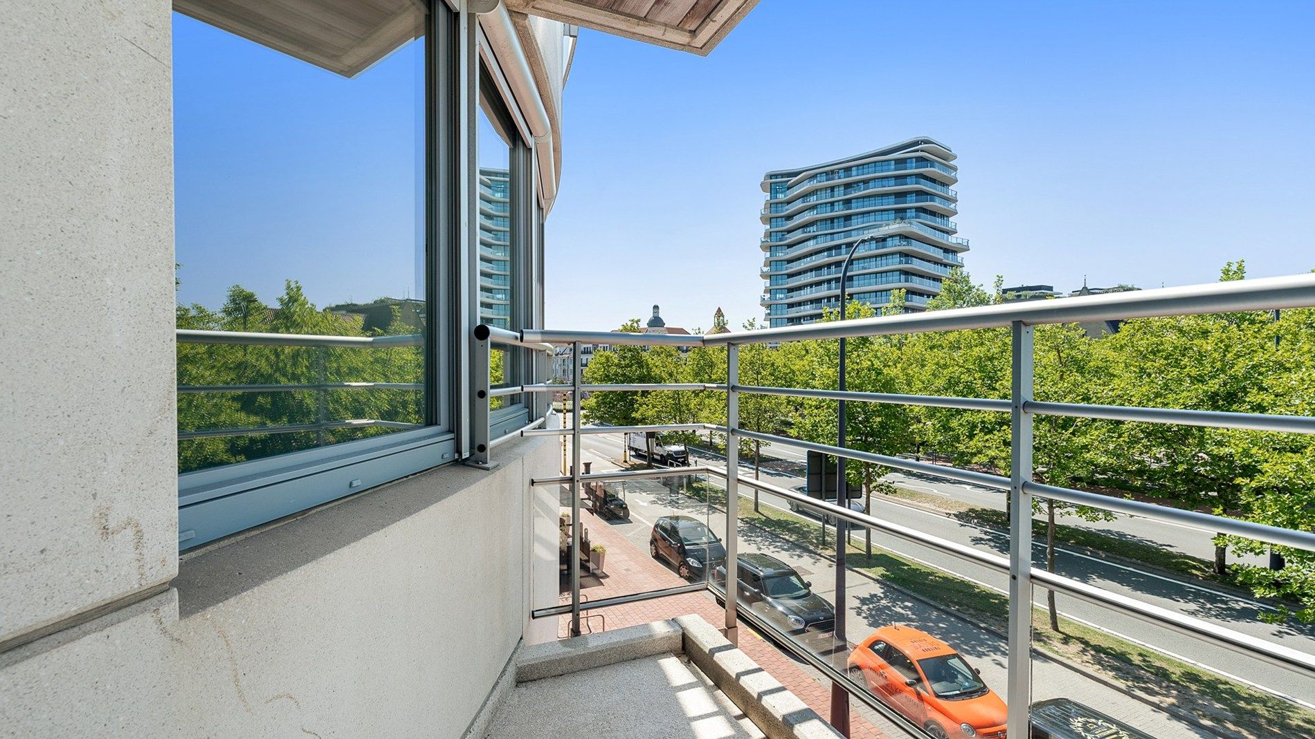 Ruim appartement met 2 slaapkamers te Knokke foto 5