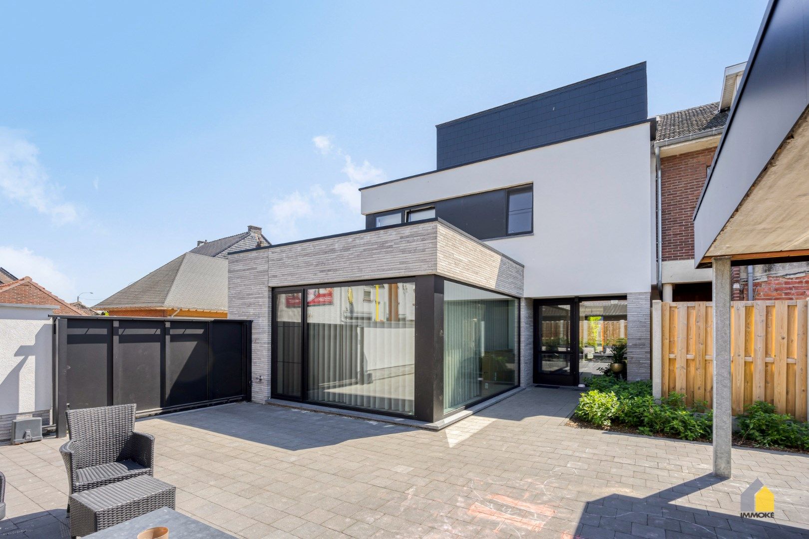 Energiezuinige patiowoning met 3 slpks, buro, hobbykamer en dubbele carport. foto 16