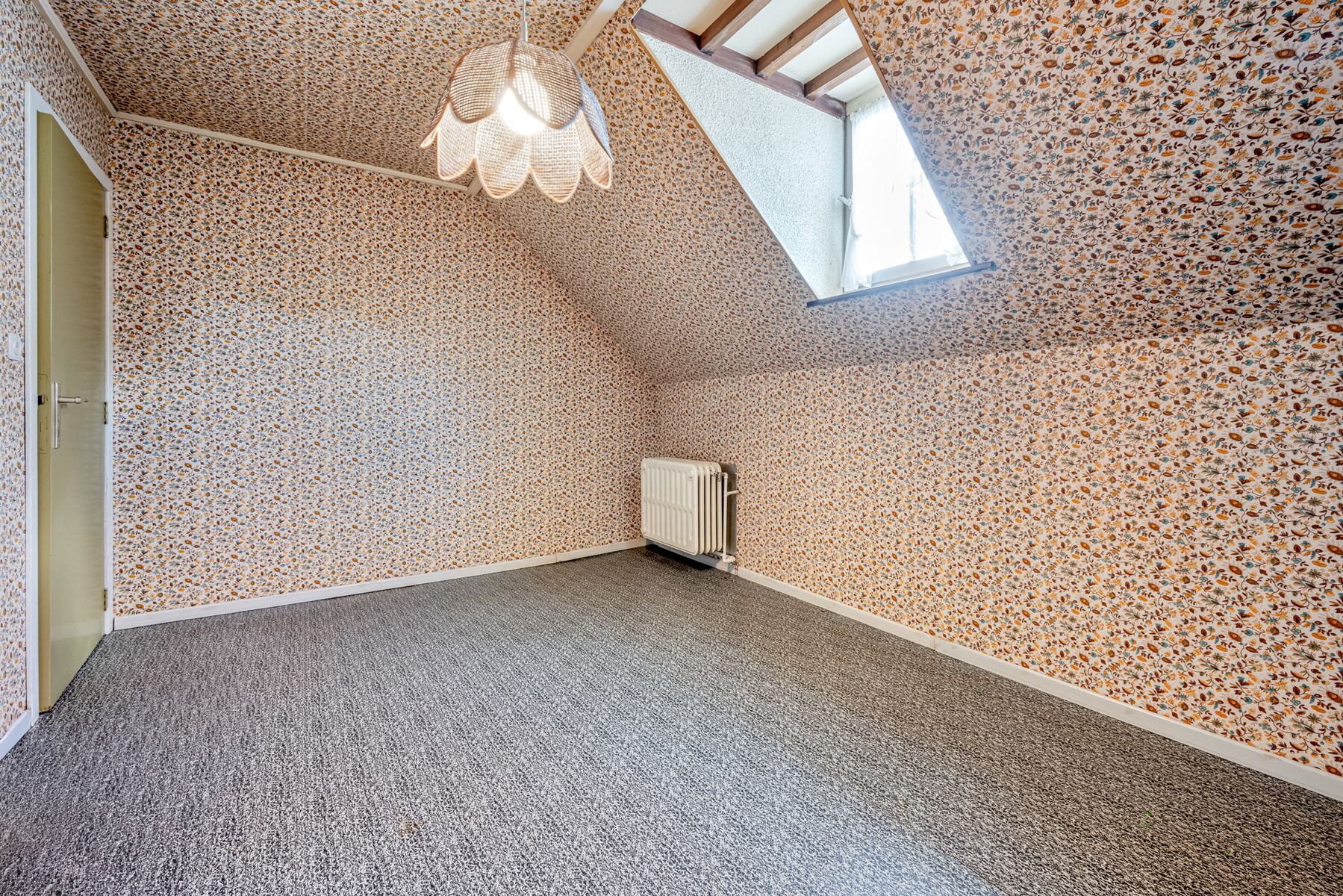 Charmante fermette op perceel van 1548m² mooie tuin + oprit! foto 17