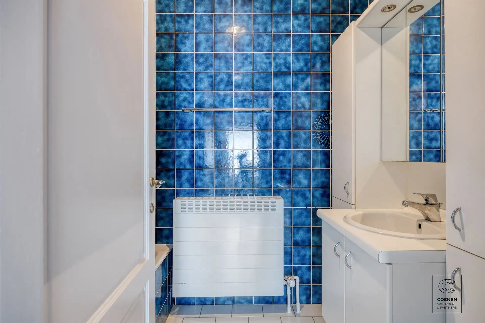 Charmante gezinswoning van 196 m², 3 slpks en 3 garages! foto 14