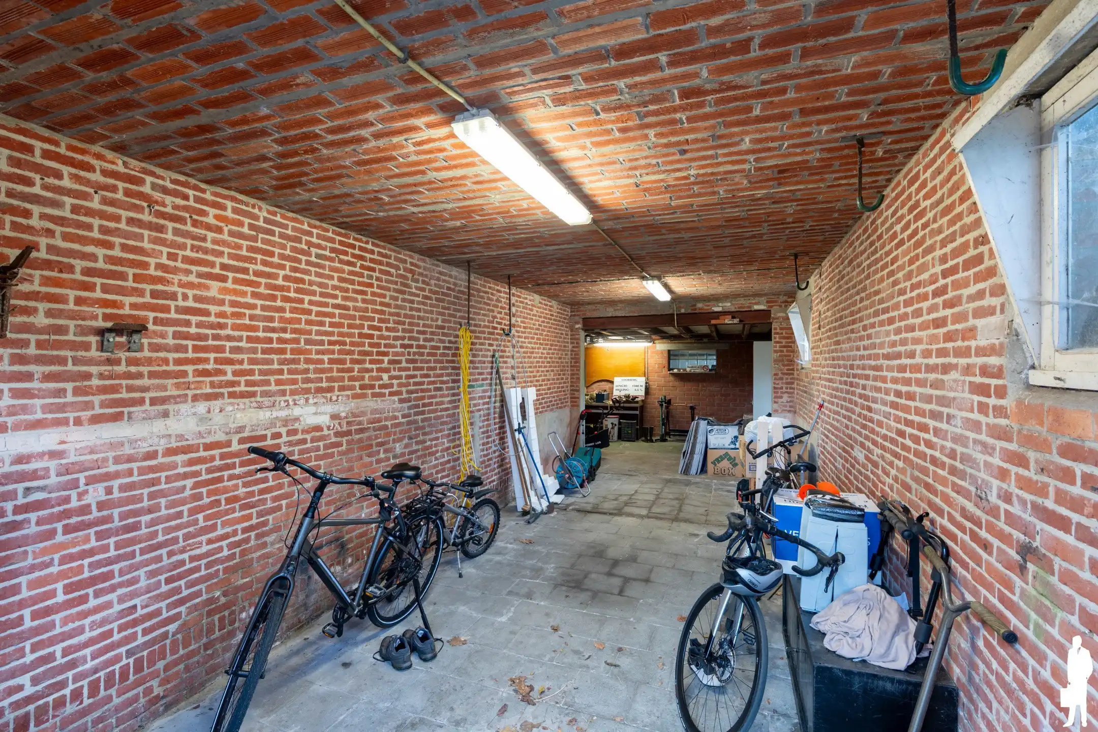 Unieke, lichtrijke woning met 4 slpk. en natuurtuin op 799m² foto 25