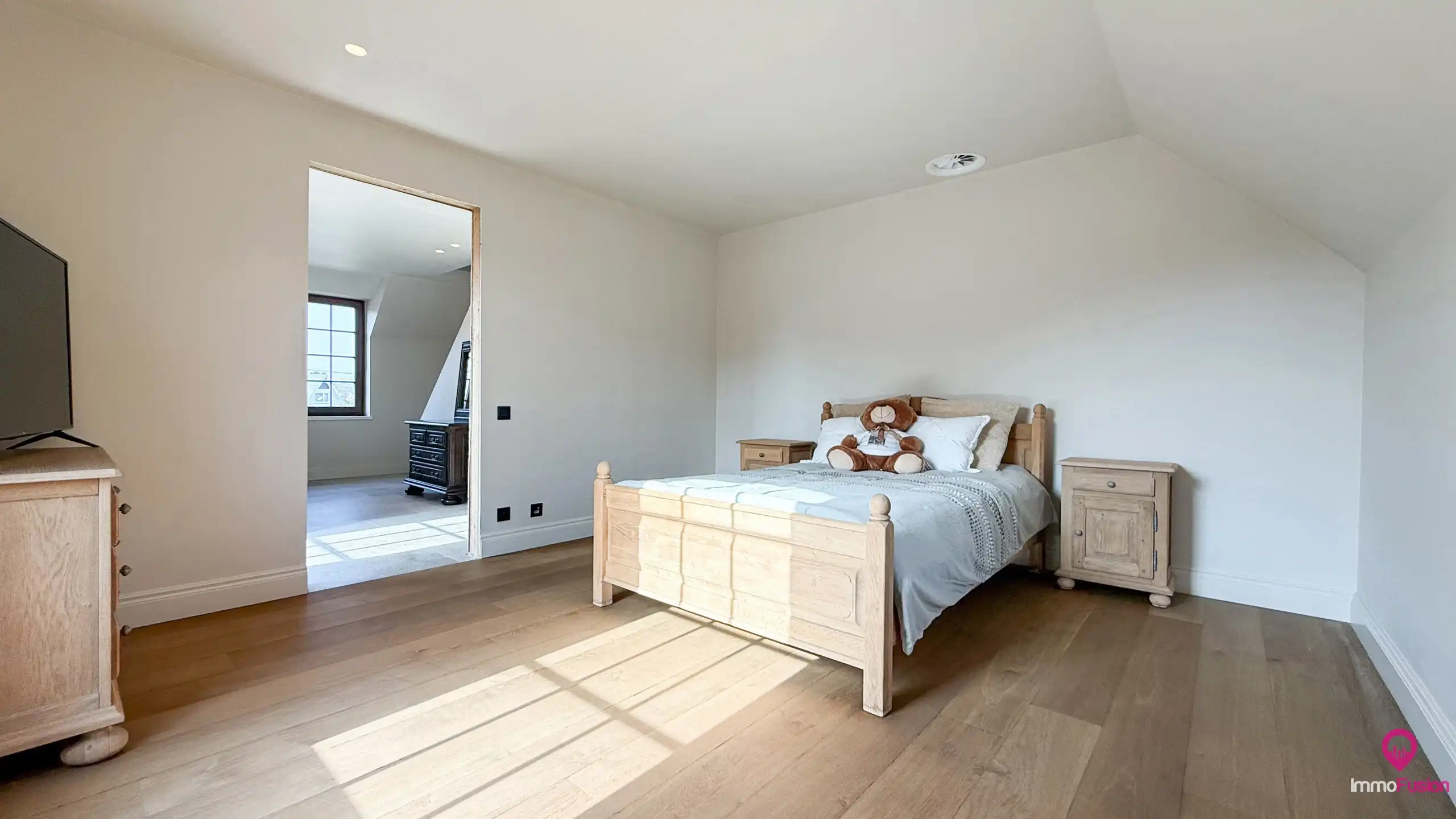 Exclusieve energiezuinige nieuwbouwwoning met 3 slpkms! foto 30