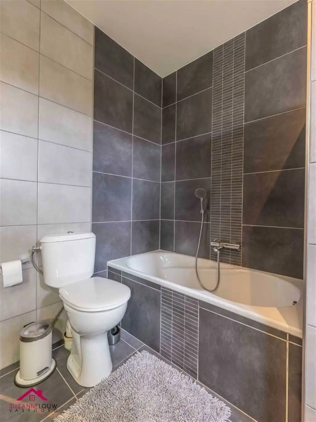 Gezellige vrijstaande woning, volledig onderkelderd foto 16