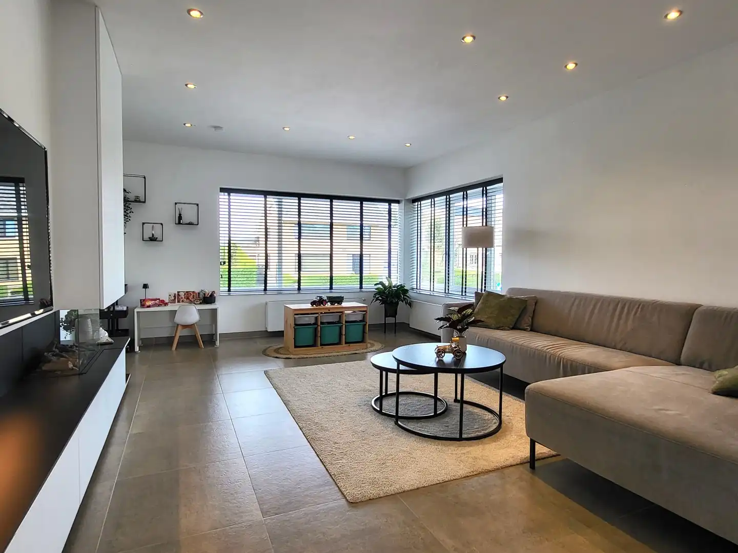 Gerenoveerde woning met garage en zonnige tuin in landelijke omgeving. Topper! foto 12