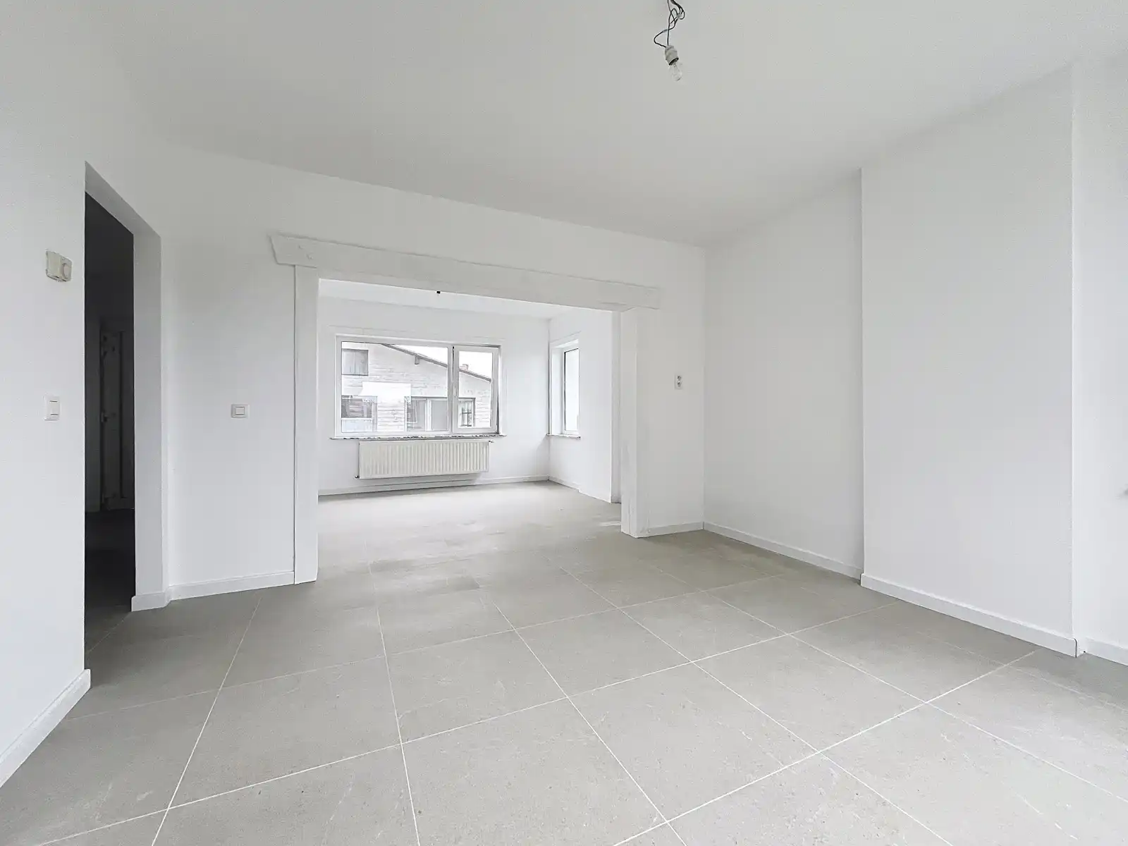 Instapklare gerenoveerde woning 3 slpks - tuin en garage foto 6