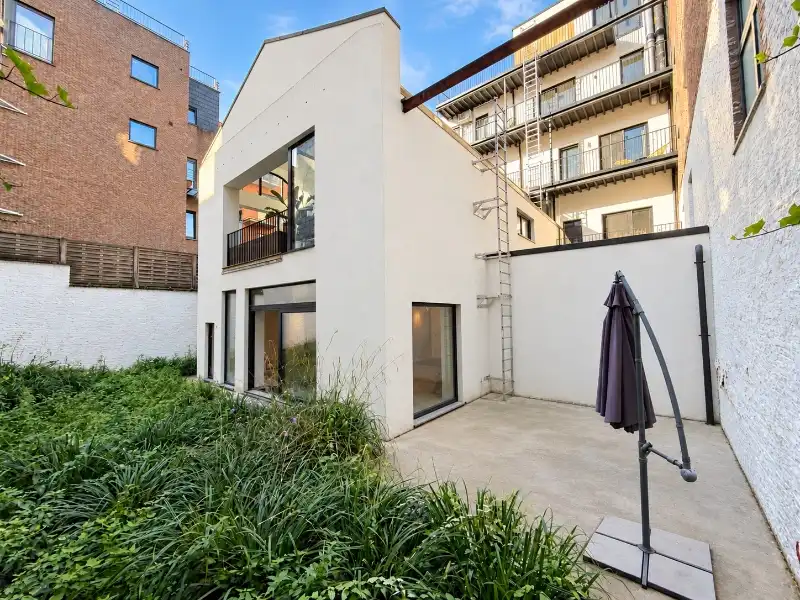 Uniek appartement van 195 m² met ruime tuin en terras aan het Eilandje foto 3