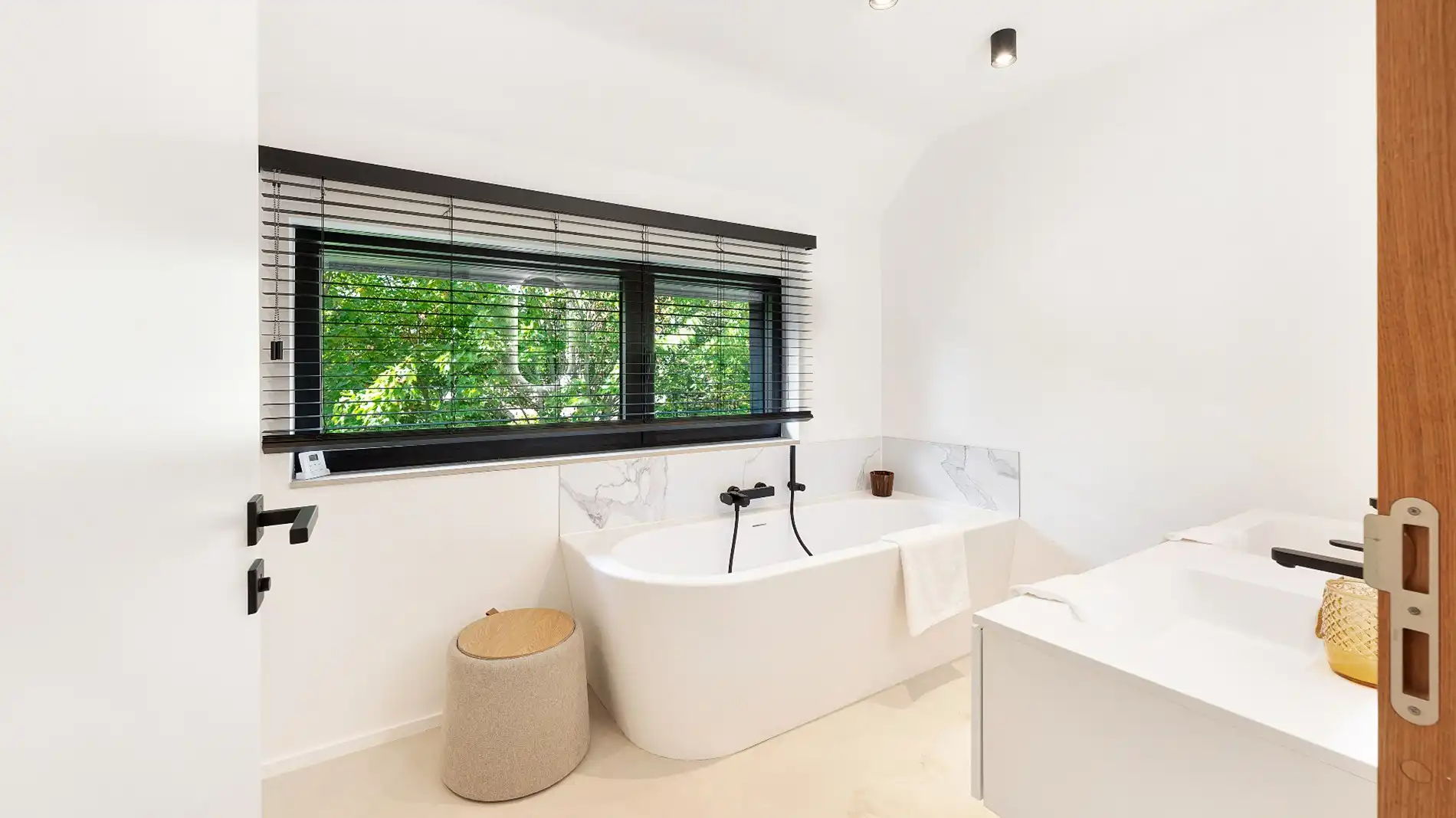 Exclusieve gerenoveerde villa in het hart van het Zoute, gelegen vlakbij het centrum foto 24