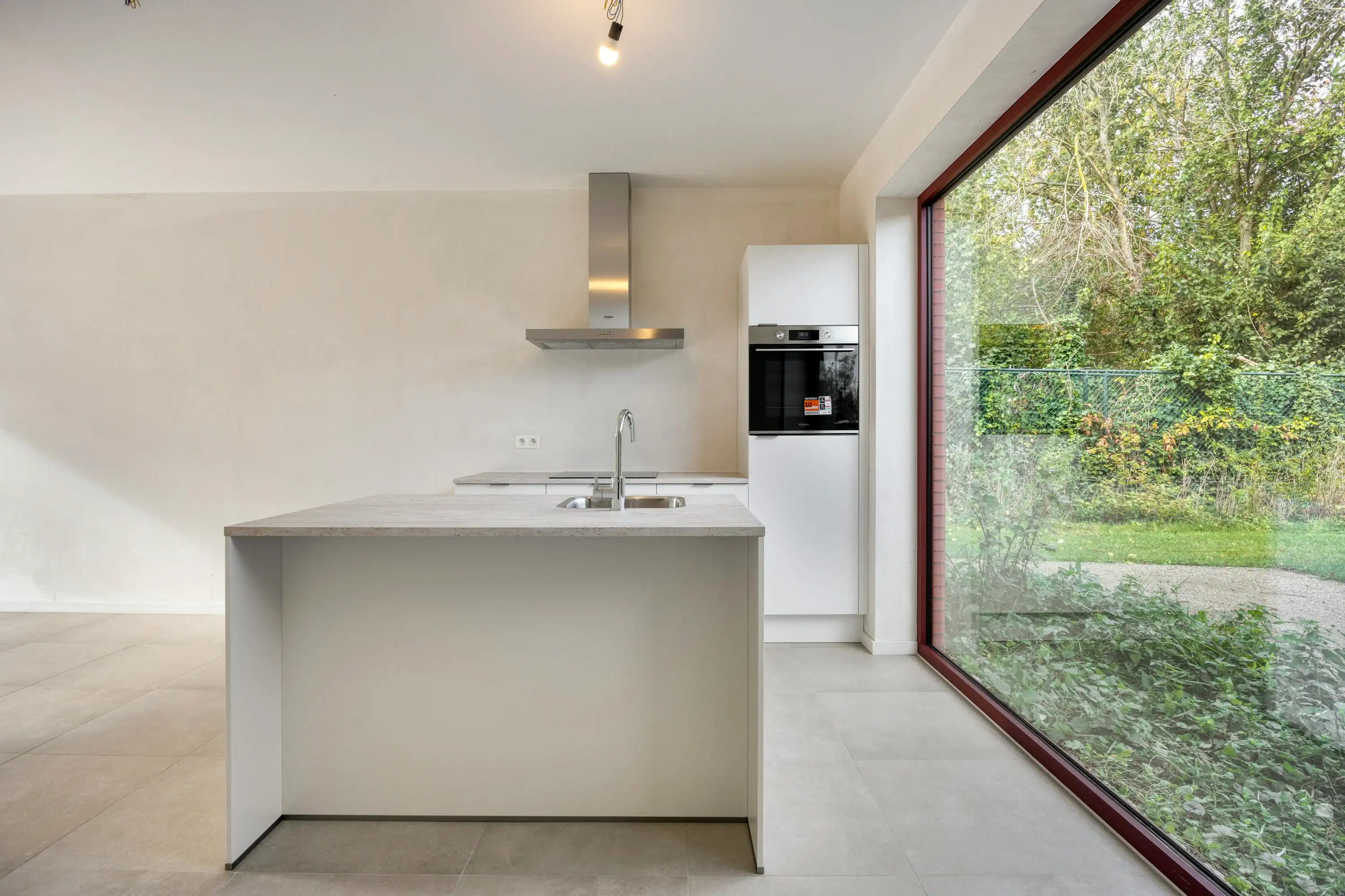 Unieke woning met 3 slaapkamers en twee badkamers foto 3