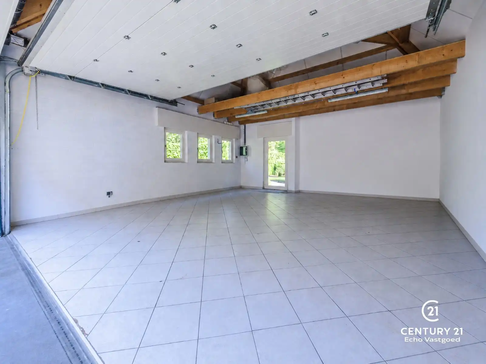 Exclusieve onderhouden architectenvilla in villawijk De Lint foto 29