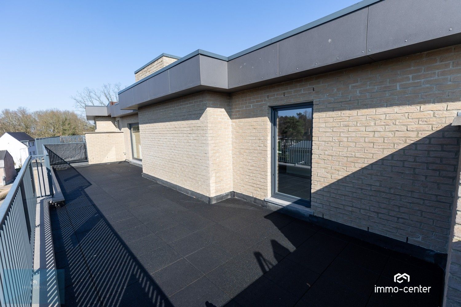 Penthouse met 2 slaapkamers en terras aan voor en achterzijde foto 12