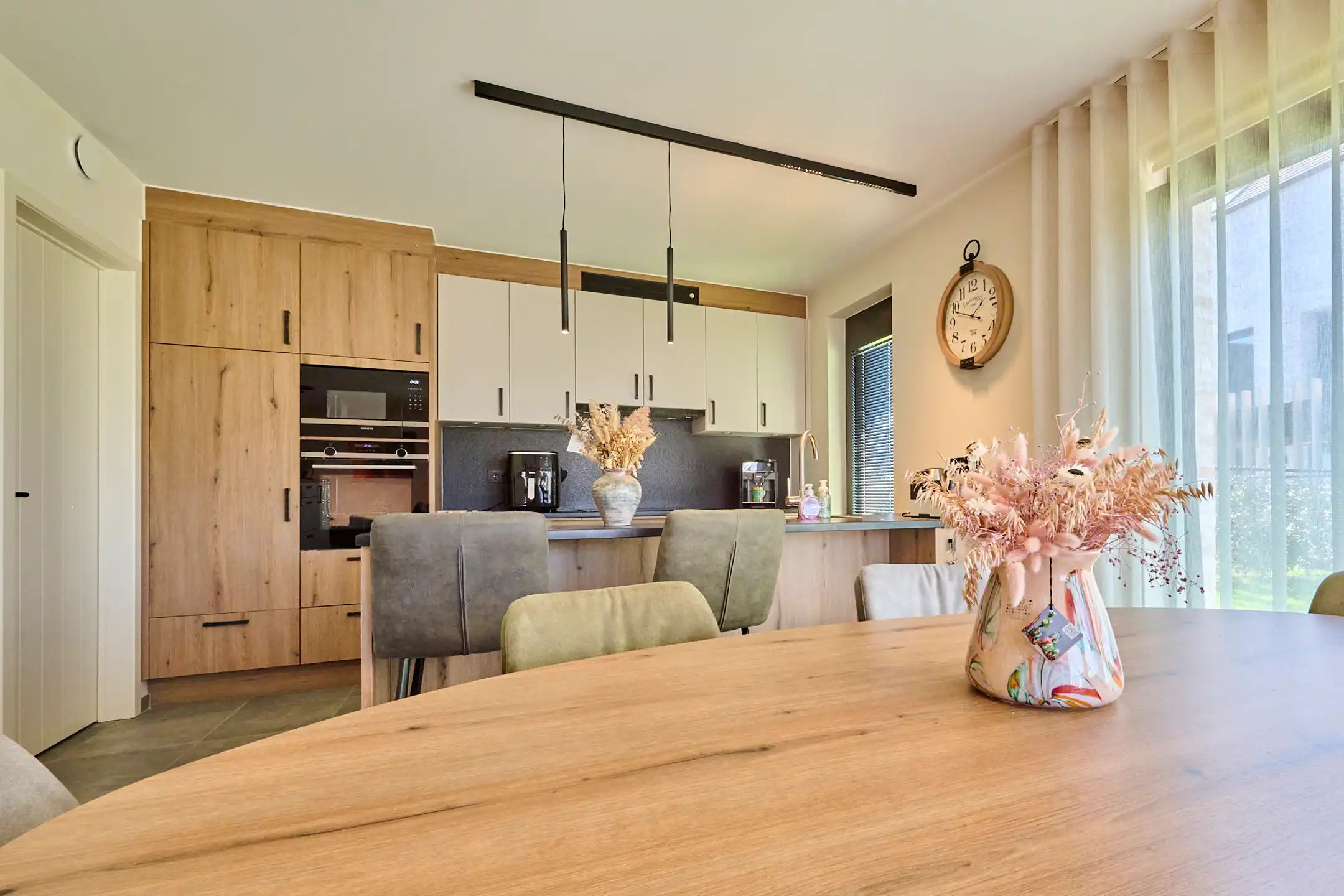 Mooi ruim gelijkvloers nieuwbouw appartement met tuintje ! foto 3