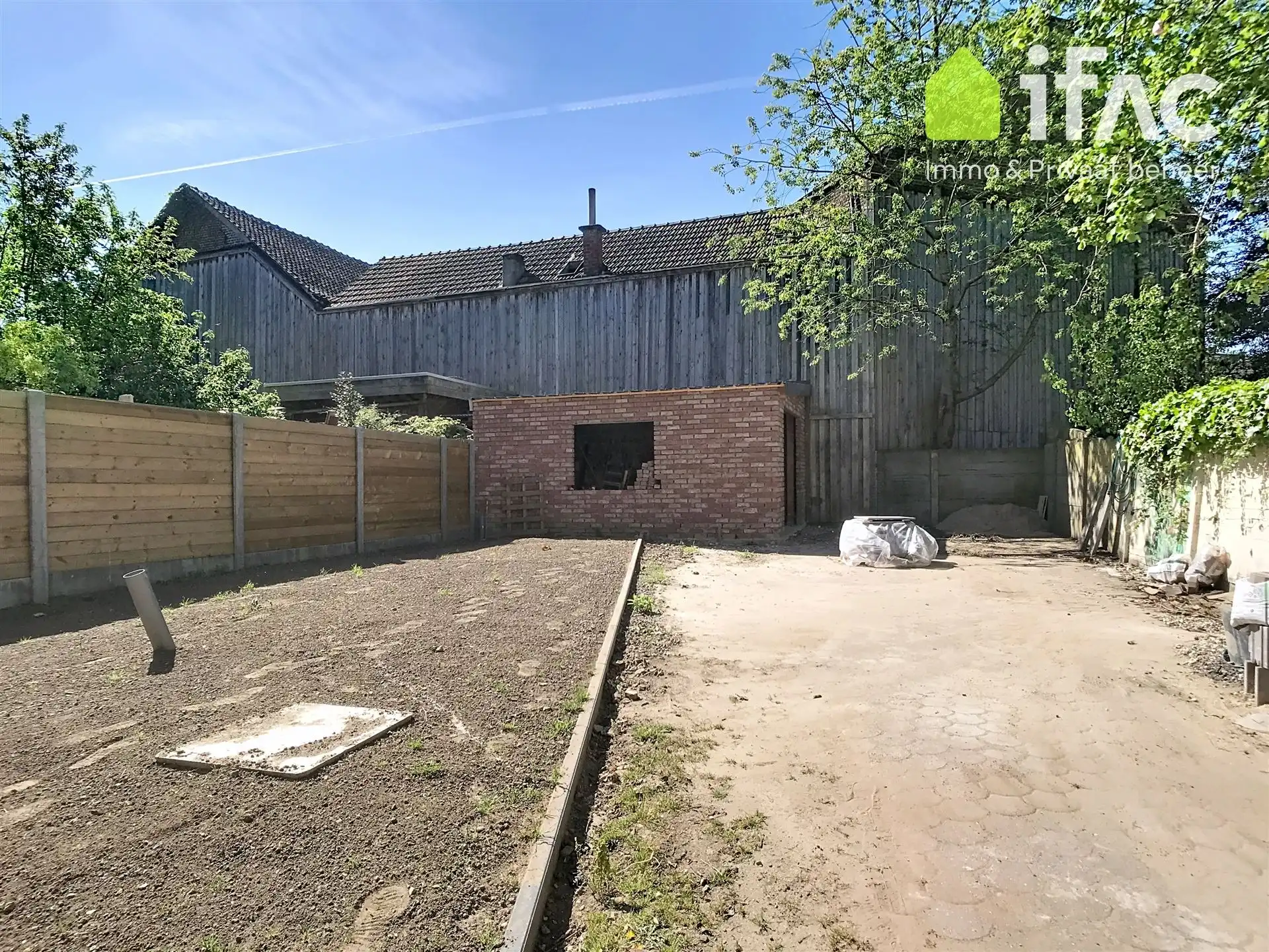 Volledig gerenoveerde (EPC A!) woning op toplocatie foto 17