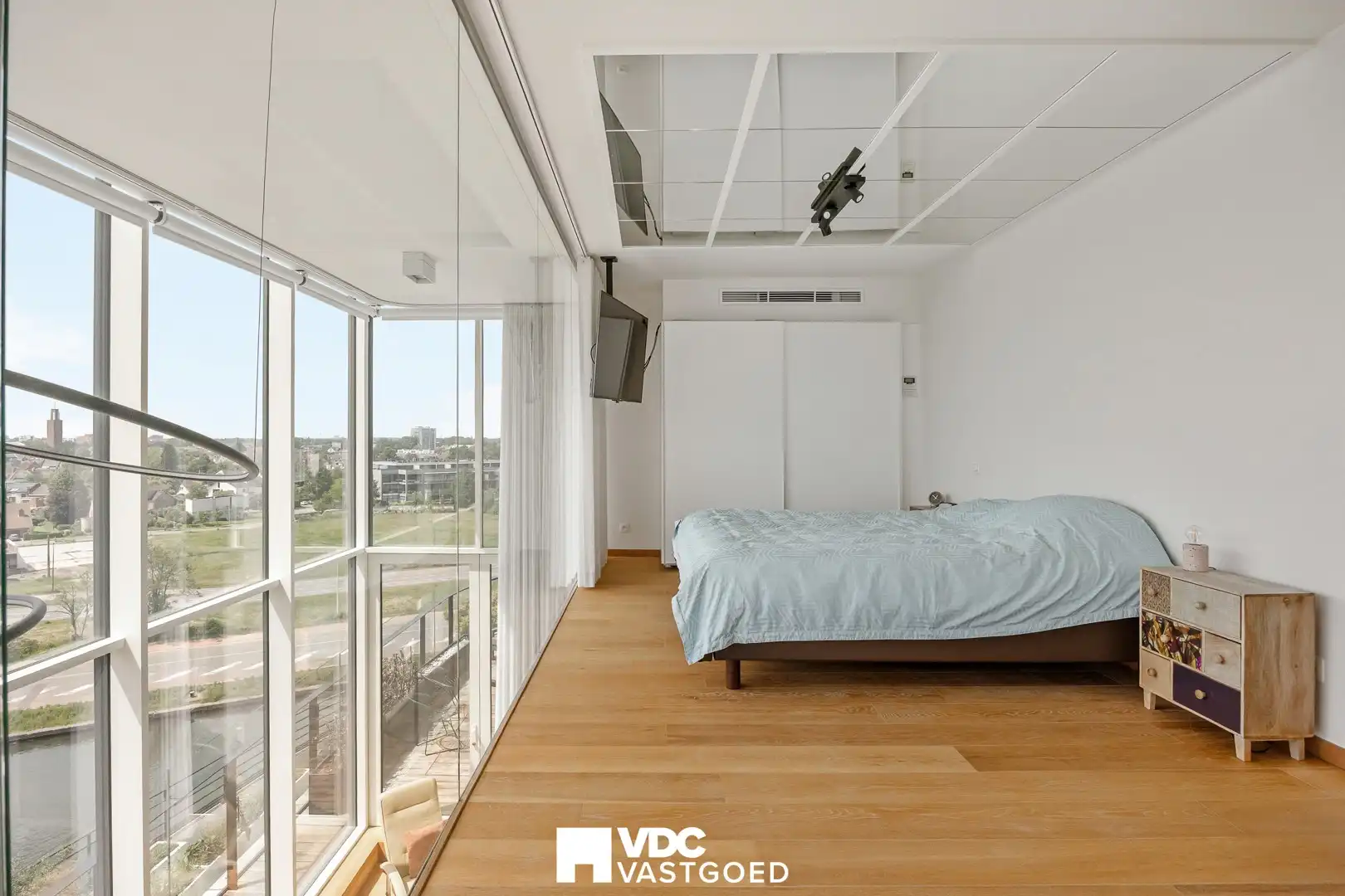 Exclusief duplex-penthouse met panoramisch zwembad – Zuidzicht Hasselt foto 32