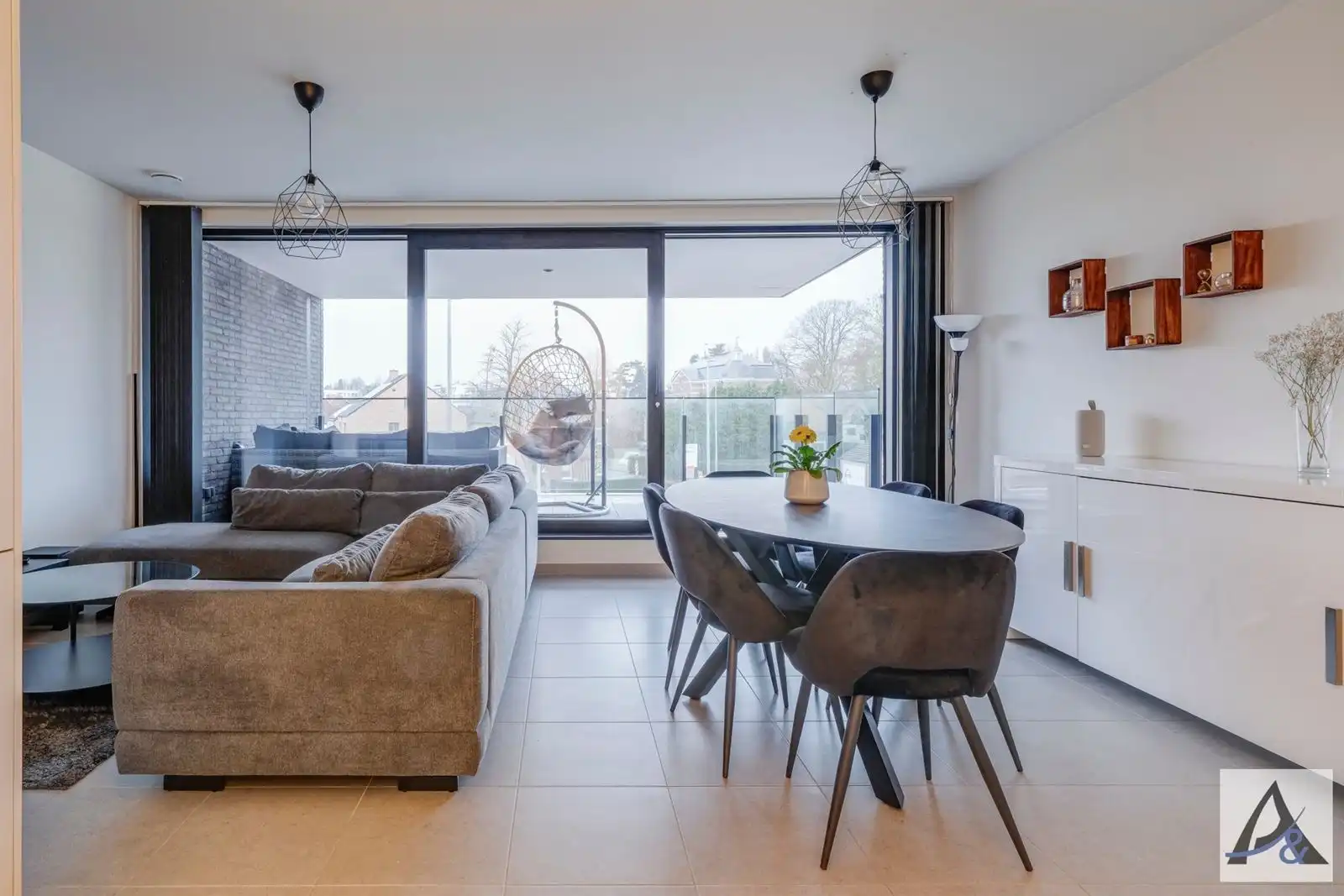 Appartement met 2 slaapkamers, ondergrondse autostaanplaats en kelderberging foto 10