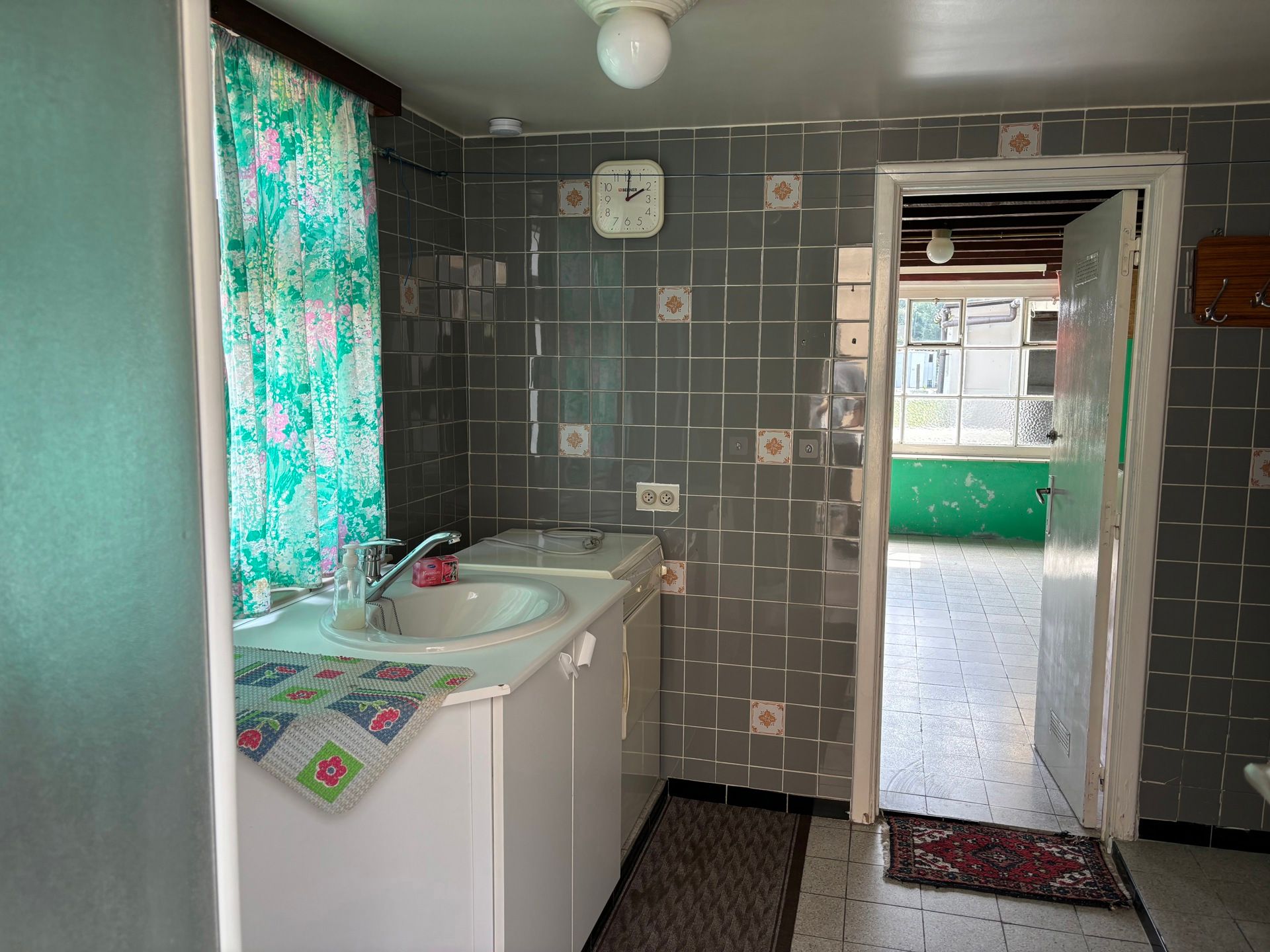 WETTEREN - HOB met ruime tuin foto 7