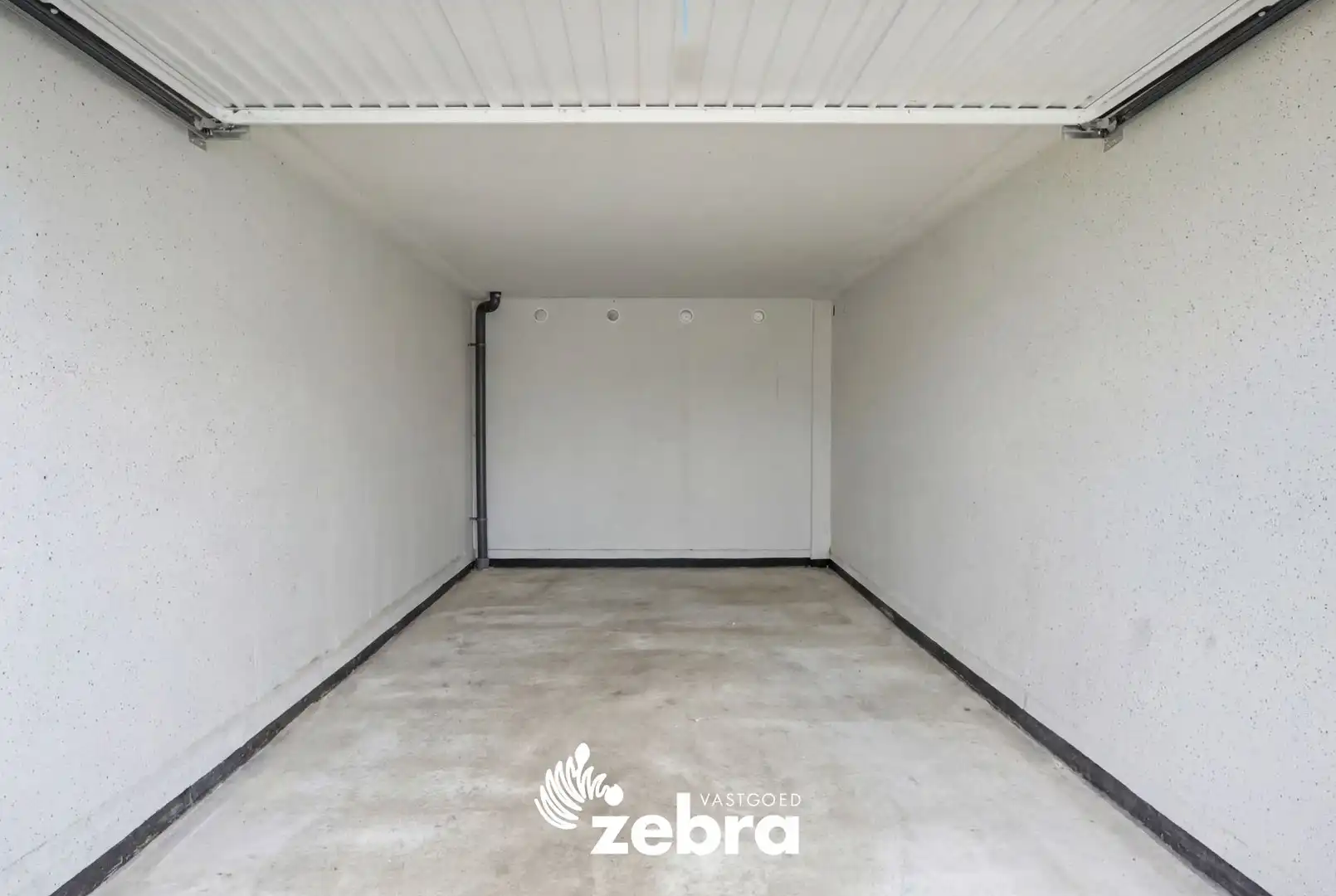 Instapklare woning met 3 slaapkamers en garage te Meulebeke! foto 24