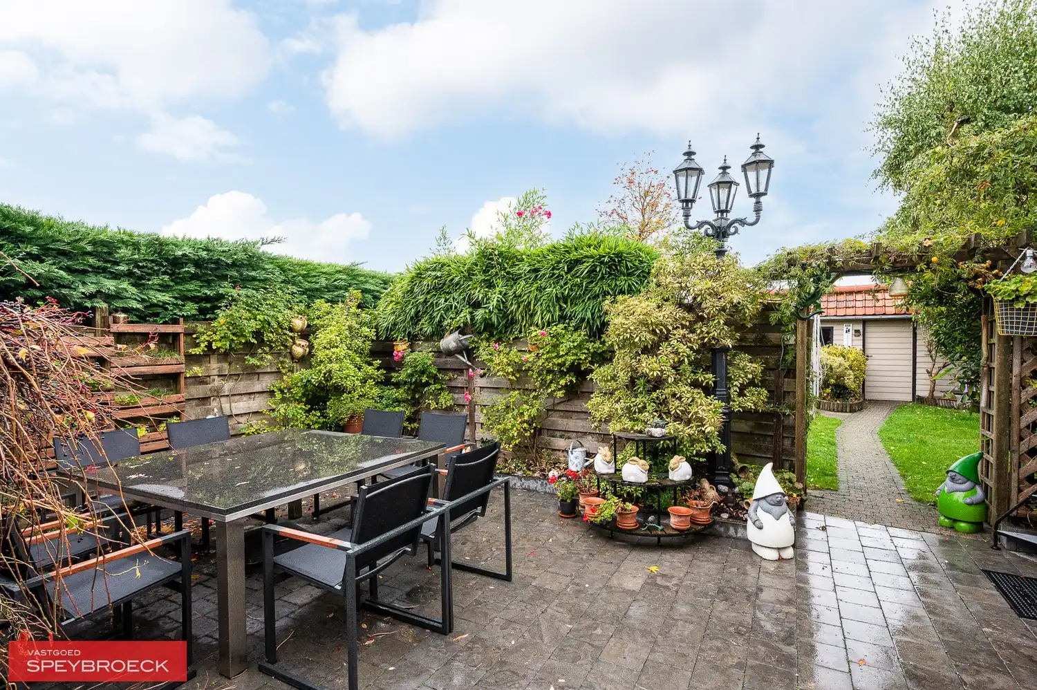 TE KOOP – DRONGEN aan de Koninginnelaan 49 foto 4