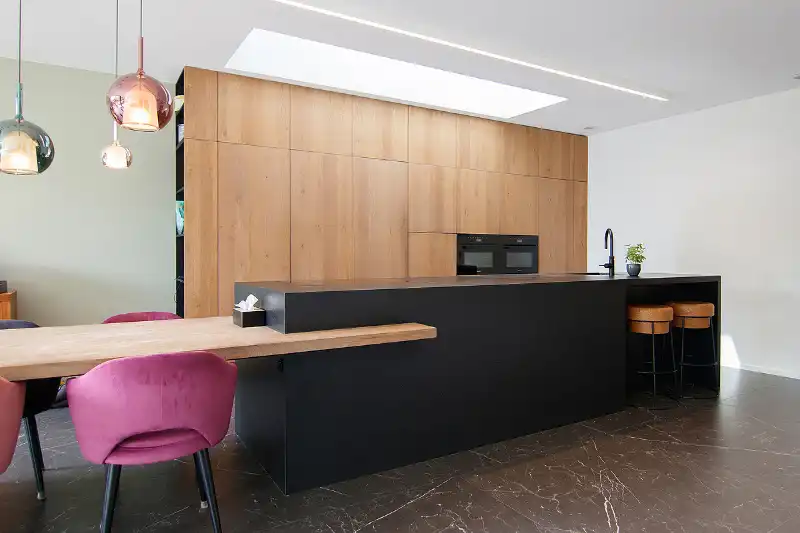 High-end, totaal gerenoveerde, ruime en energiezuinige woning met doordachte indeling op een TOP-locatie in Hasselt foto 7