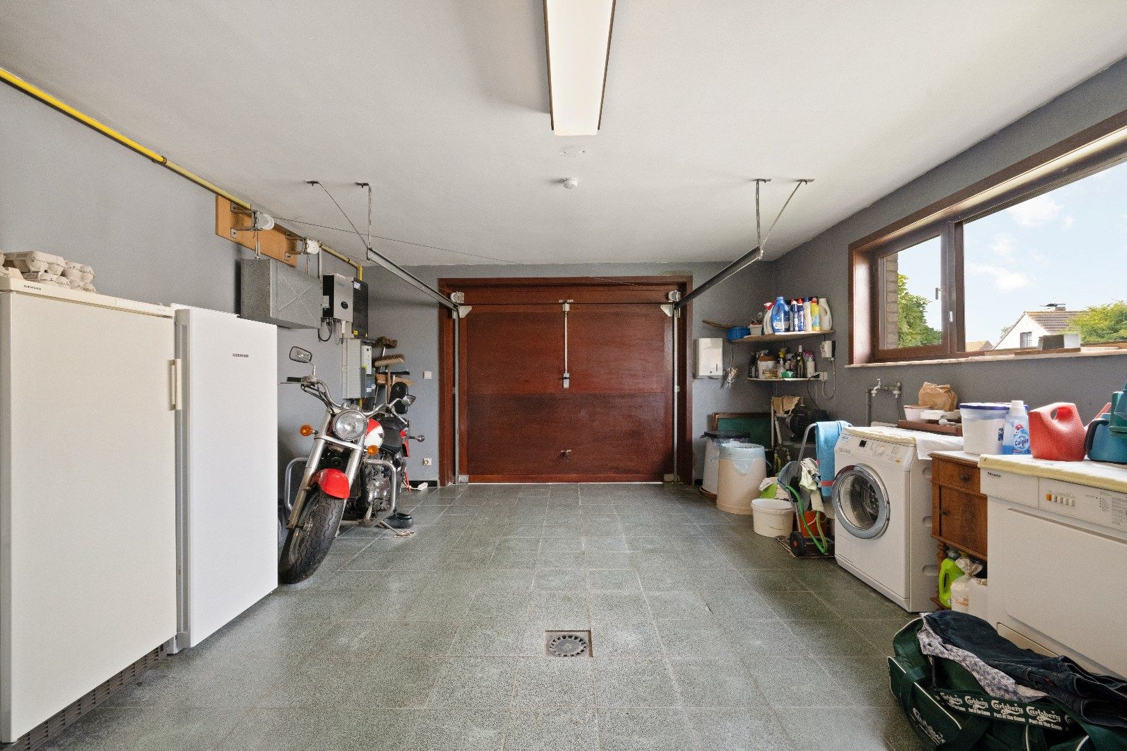 Ruime bungalow foto 14