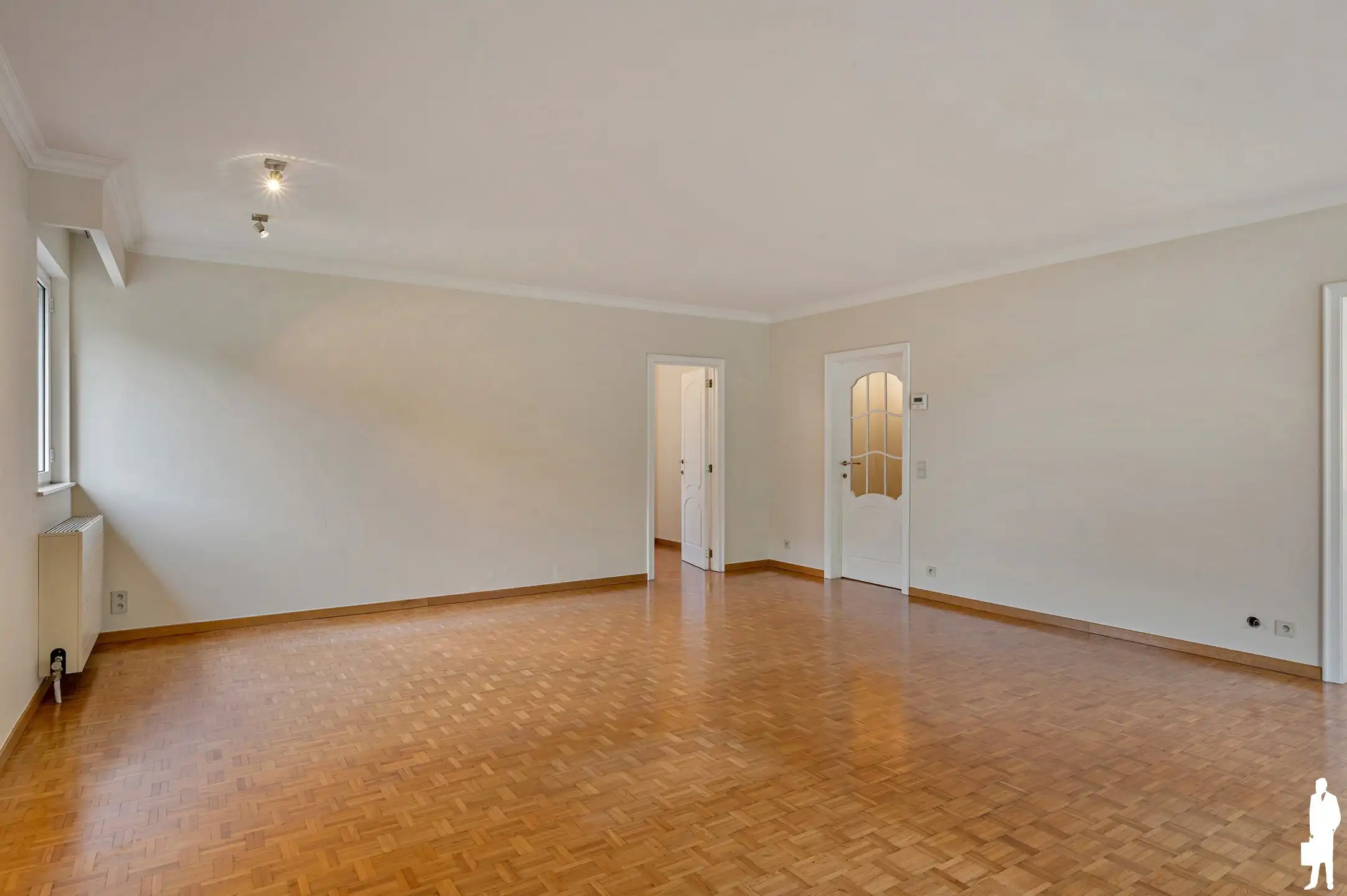 In het groen gelegen appartement van 100m2 met 2 slaapkamers, overdekt terras en parking foto 4
