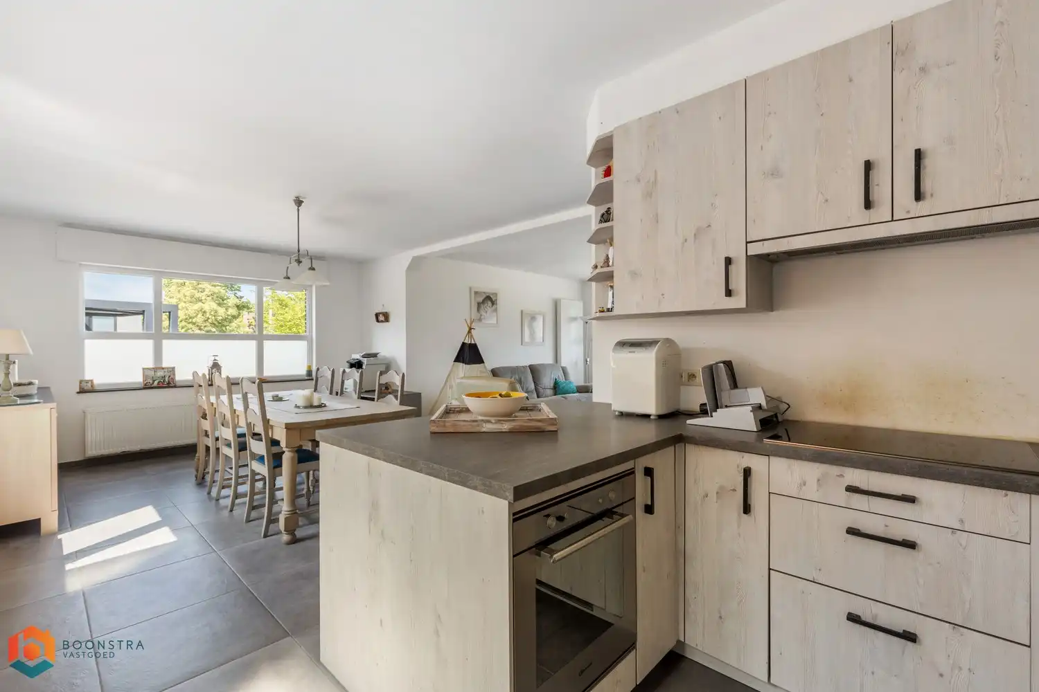 Leuke woning met 3 slpkrs en magazijn van 200m2 foto 5