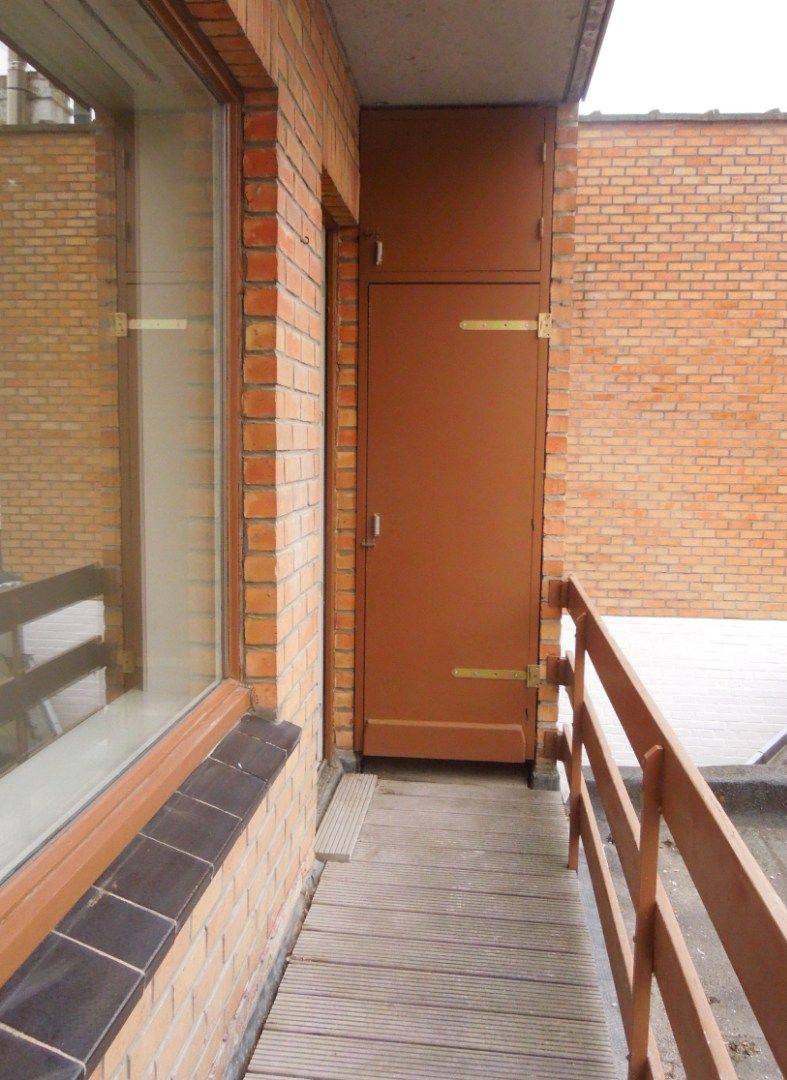 Niet gemeubeld appartement met twee slaapkamers foto 11