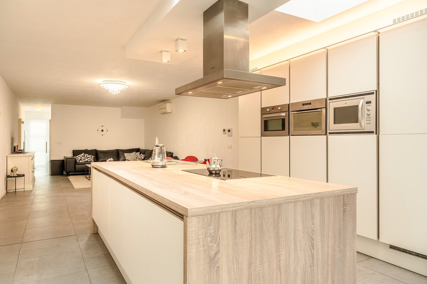 Recent gerenoveerde woning met 3 slaapkamers en tuin foto 5
