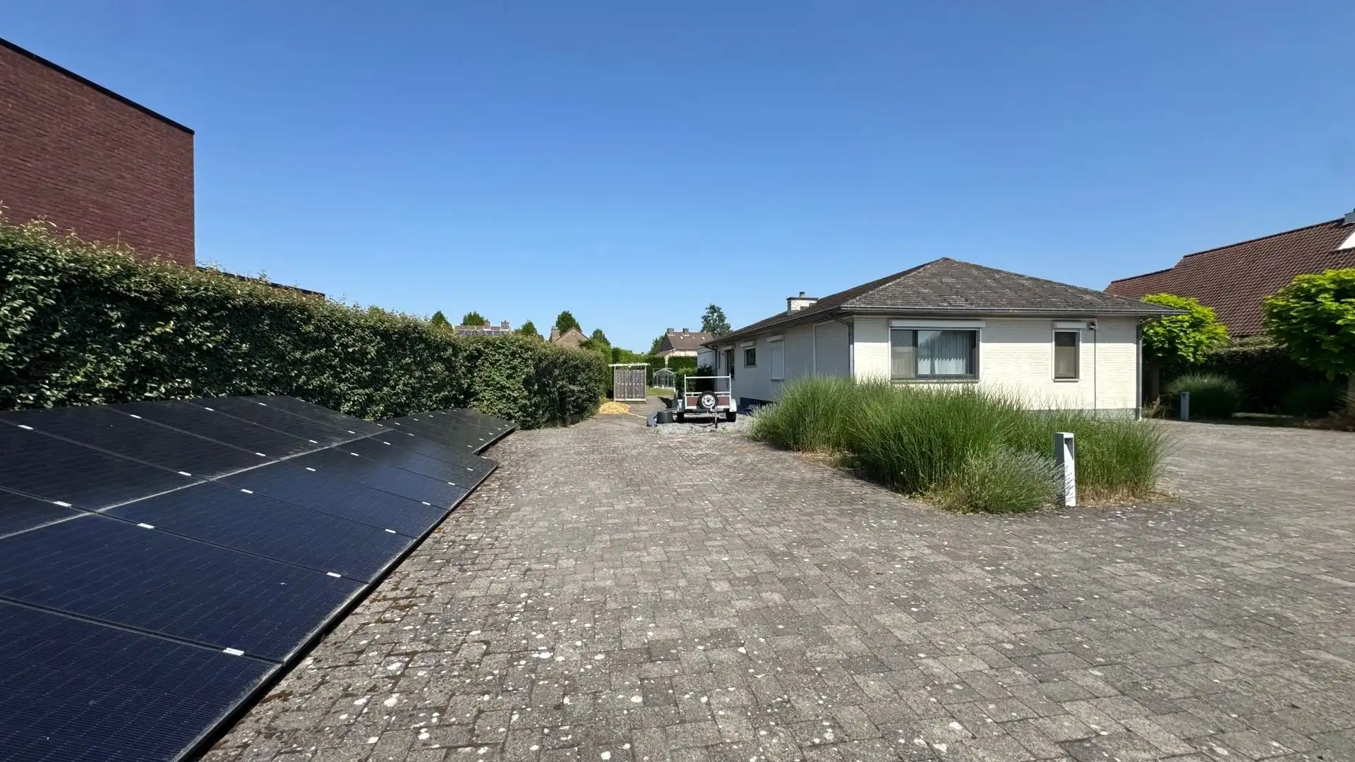 Vrijstaande gelijkvloerse woning op een perceel van 18a30ca. foto 36