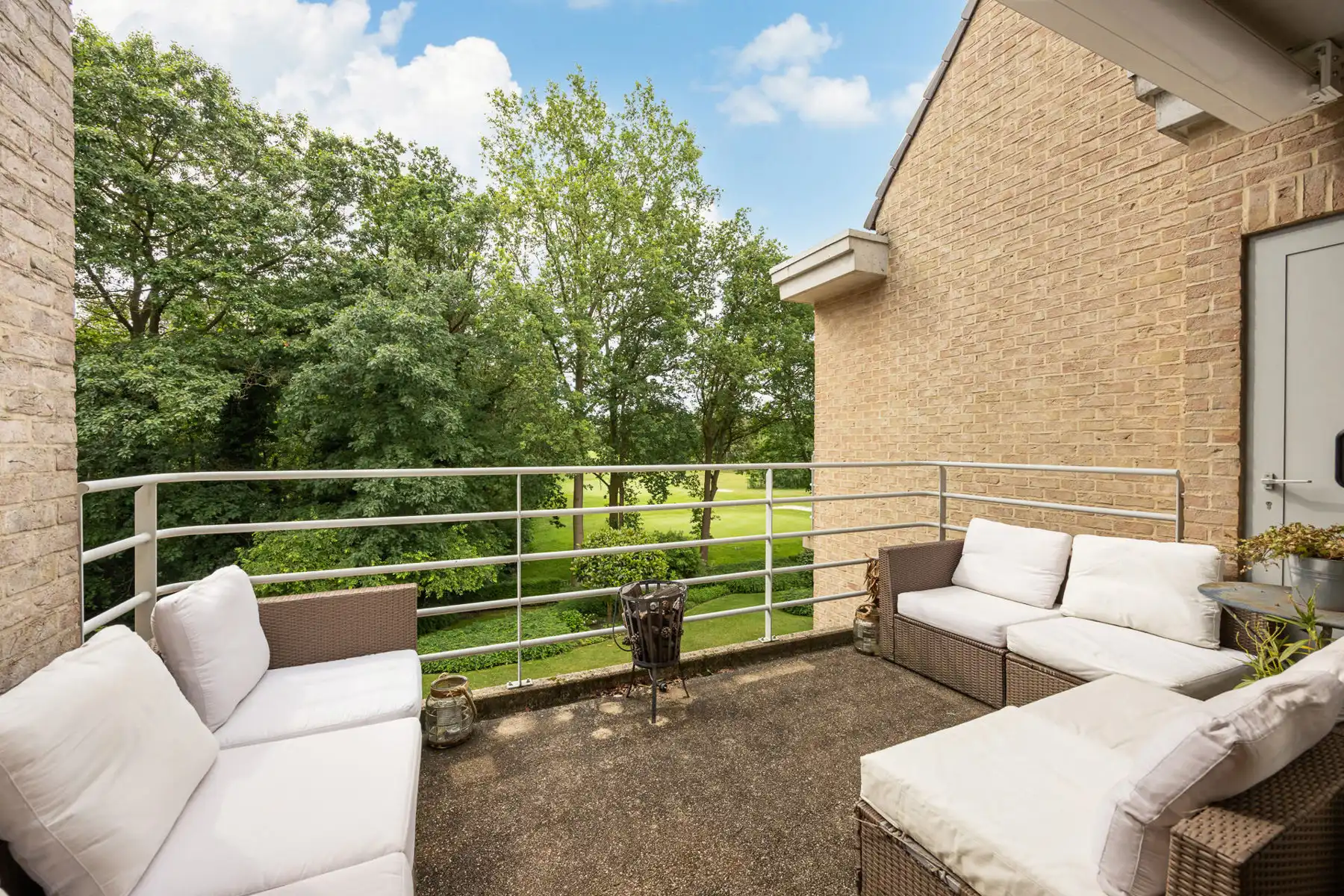 Energiezuinig appartement aan de golf met 4 parkeerplaatsen!  foto 4