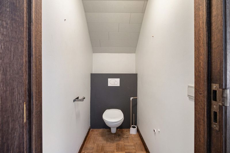 Luxueuze en instapklare woning met garages en tuin foto 13