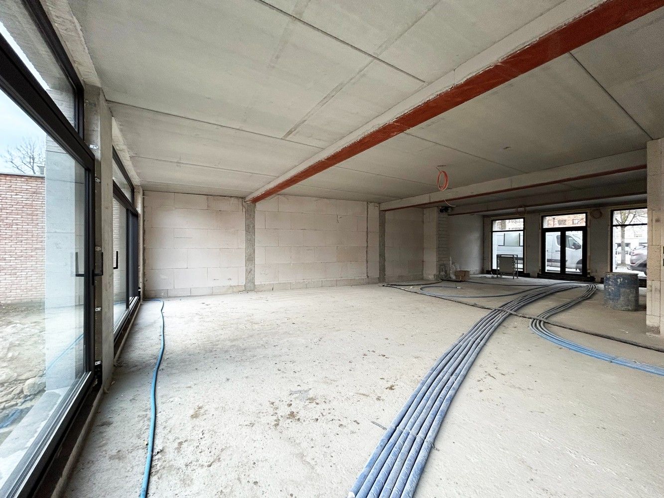 Casco handelsgelijkvloers met privatieve zuidgeoriënteerd tuin foto 2