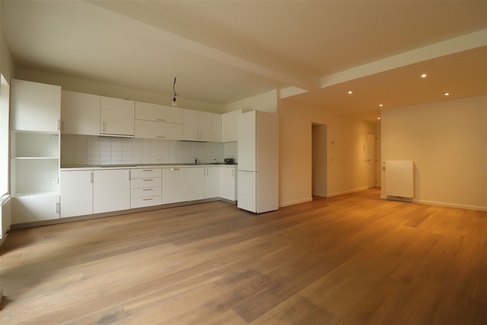 Gelijkvloers appartement met tuin foto 2