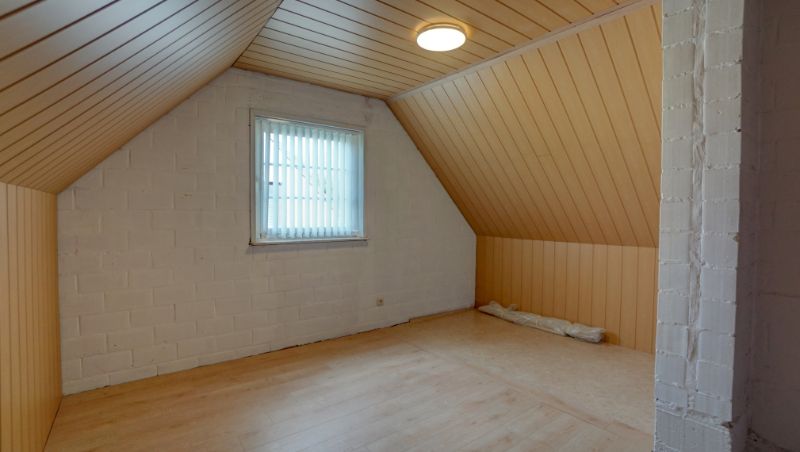 Landhuis van 172m² op 6 are 30 ca met zeer mooie tuin foto 13