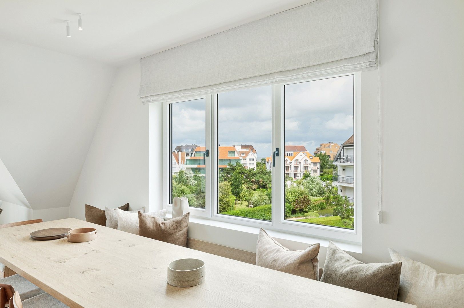 Uitzonderlijk hoekappartement van 188m² met open zicht op de Approach Golf in hartje Zoute. foto 15