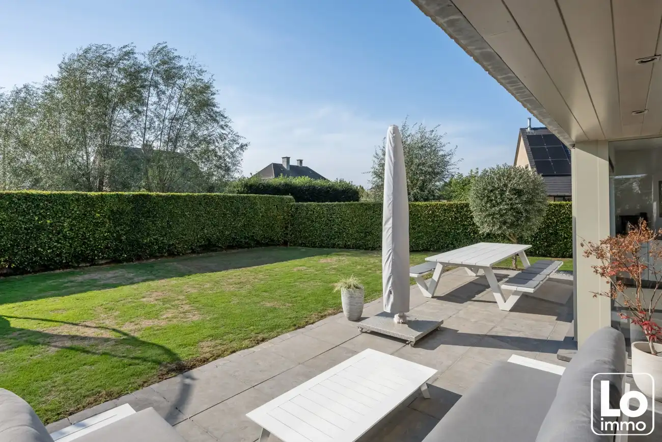 Instap klare moderne open villa met dubbele inpandige garage en een gezellige tuin op een toplocatie nabij het centrum van Lochristi! foto 65