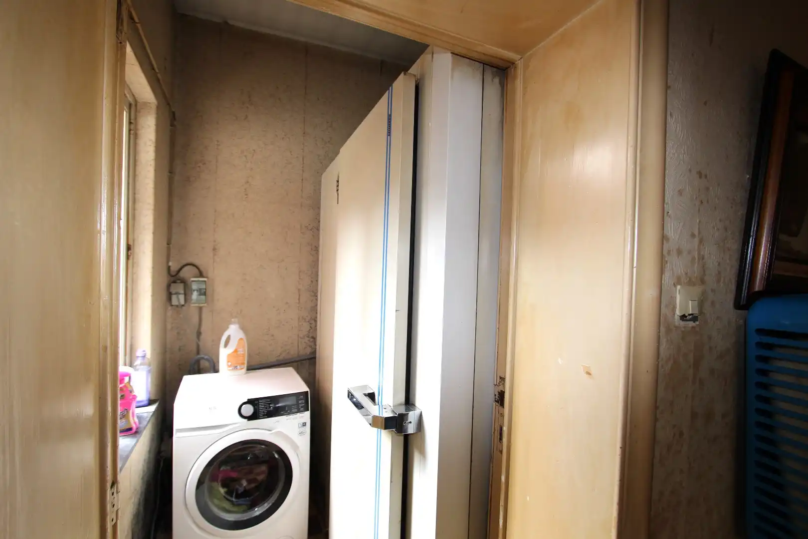 HANDELSPAND - TOP GELEGEN IN HET CENTRUM foto 11