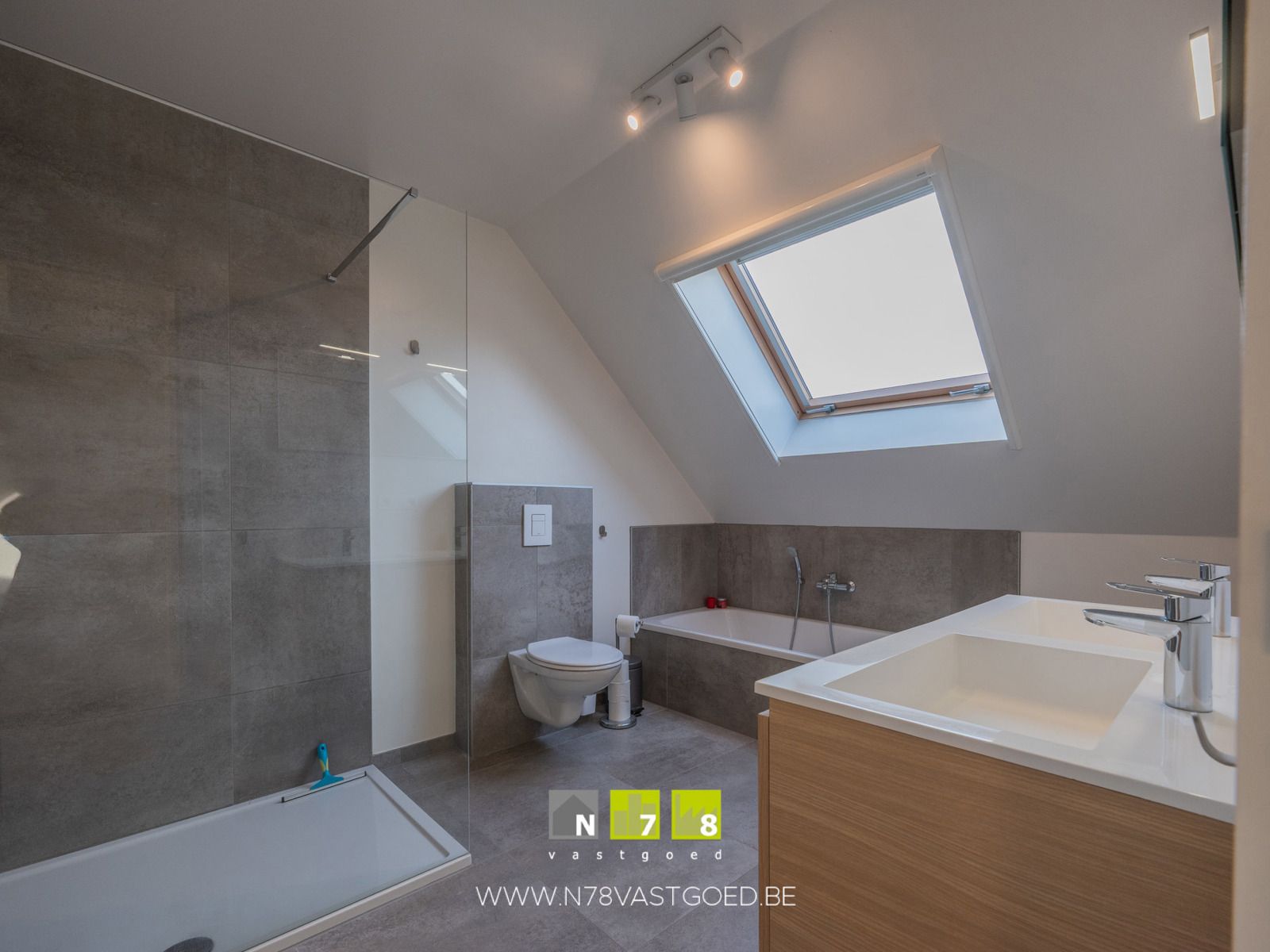 Appartement te koop foto 22