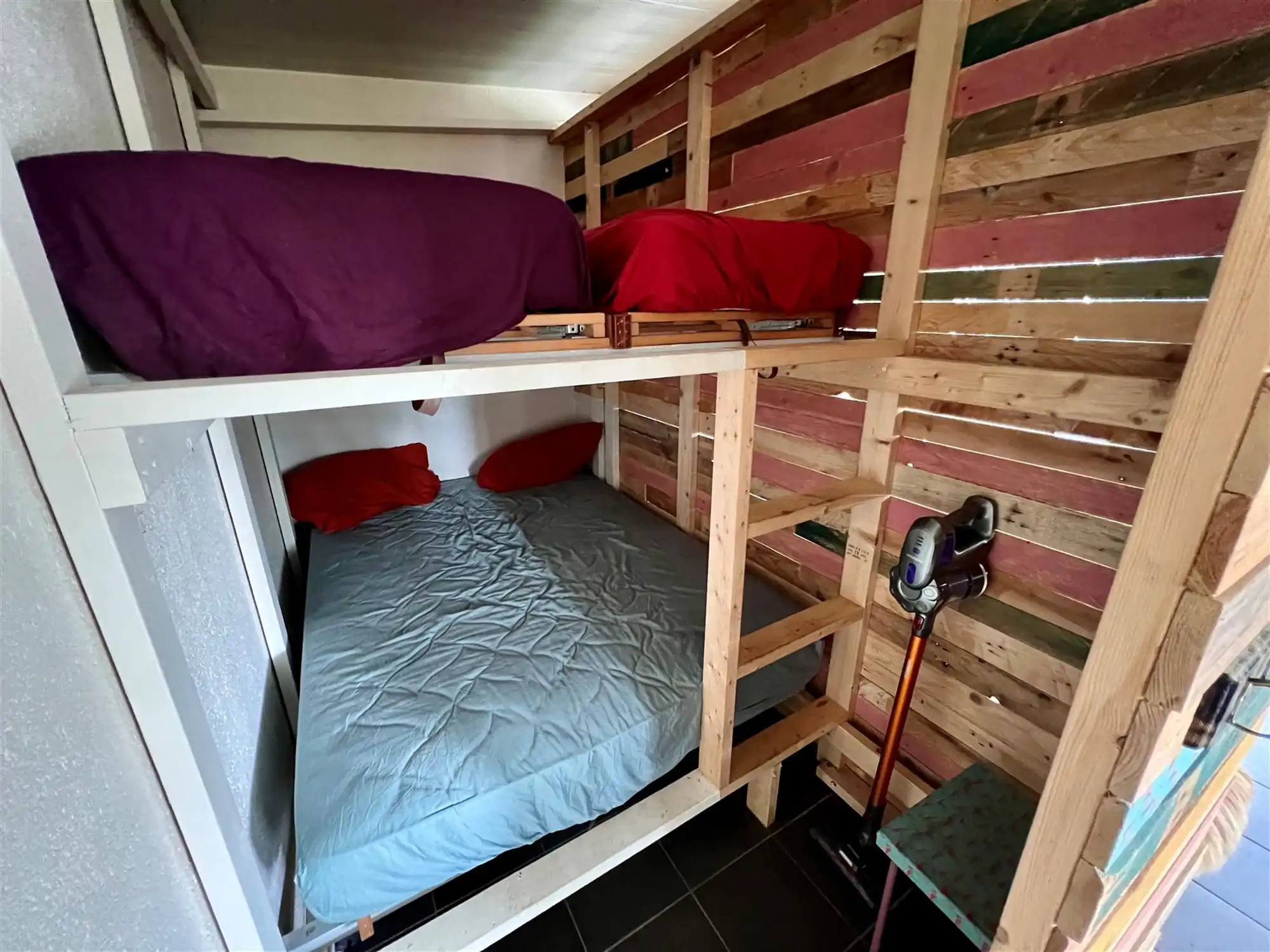 Vakantieverblijf op agrarisch en bebost perceel van 1183 m² foto 21