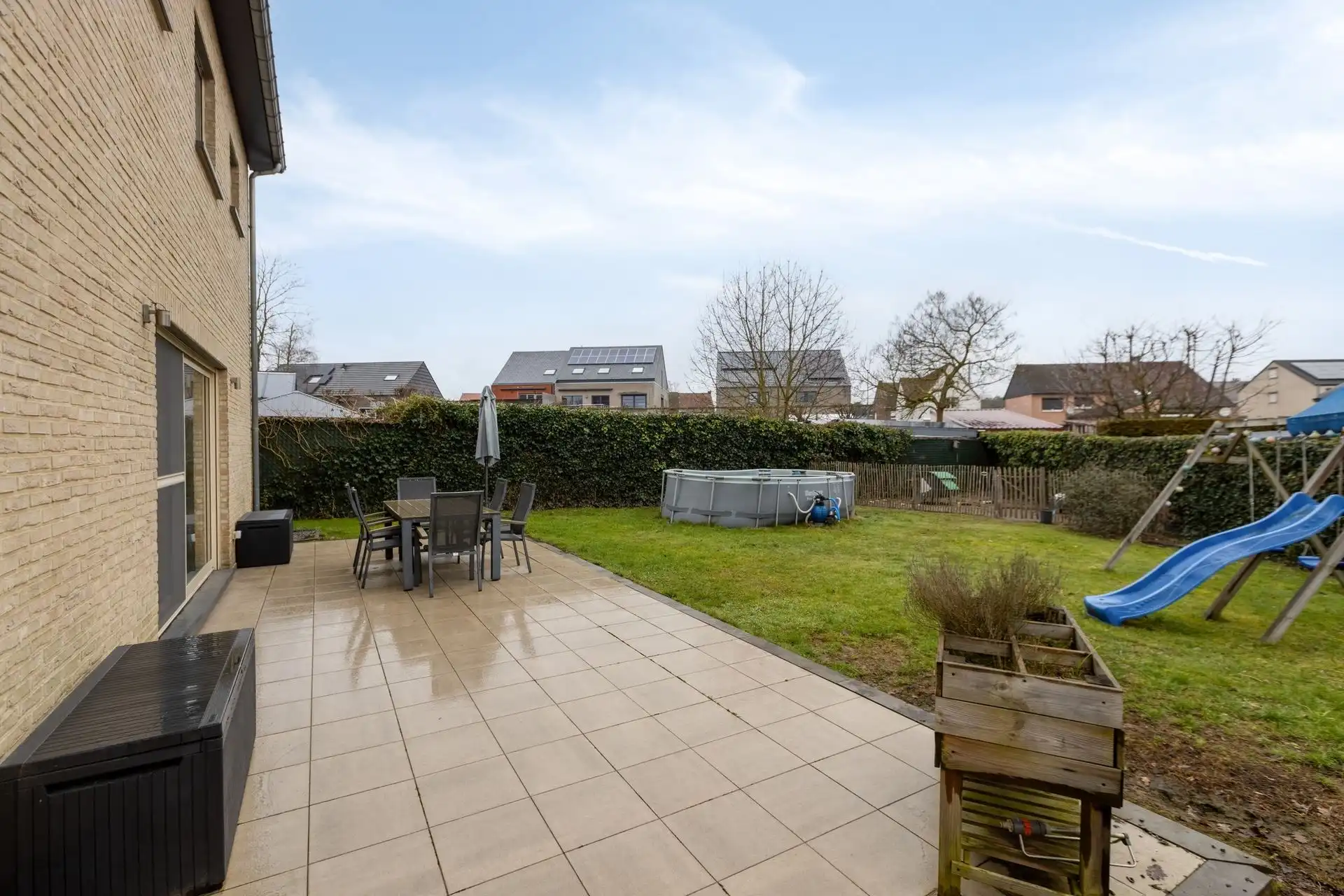 Ruime woning met maar liefst 4 slaapkamers én praktijkruimte in Maasmechelen! foto 29