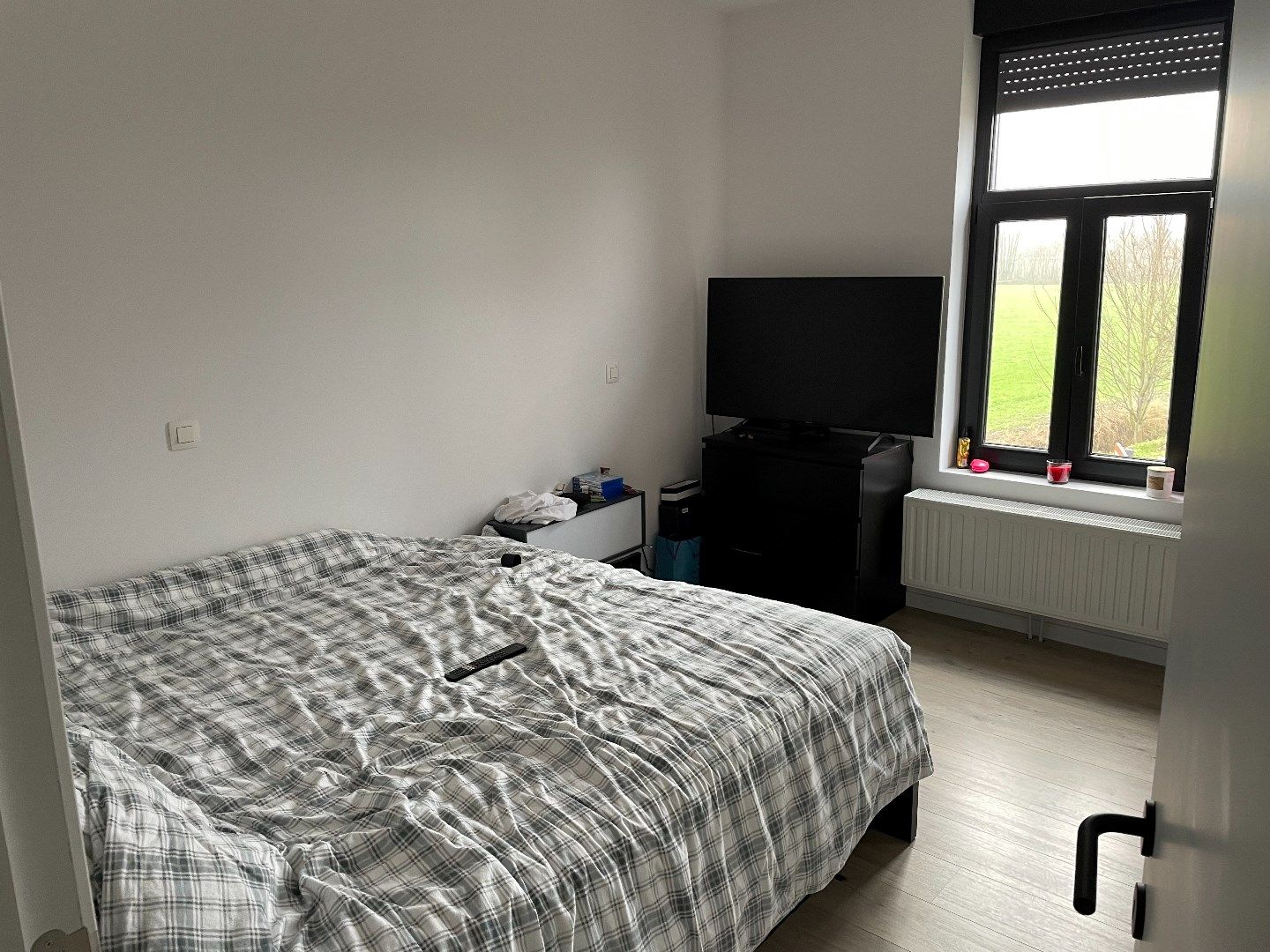 Vernieuwde, energiezuinige woning in centrum Evergem foto 8