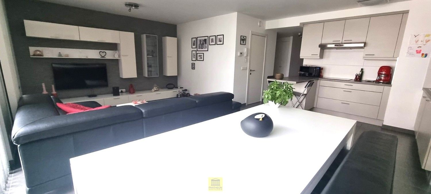 Nieuwbouwappartement met 2 slaapkamers nabij dorpscentrum foto 4