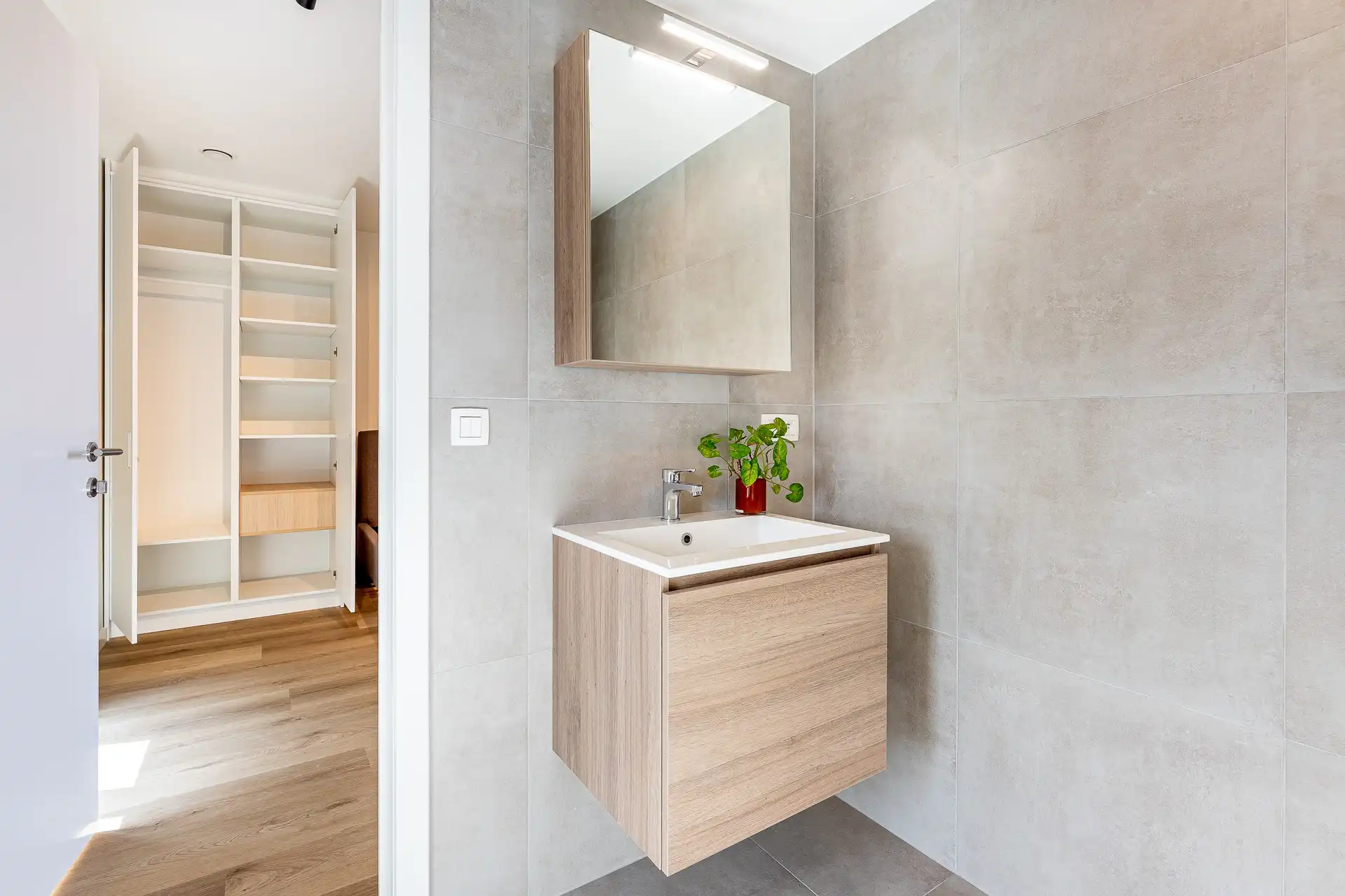Bemeubelde flats met alle comfort op toplocatie foto 8