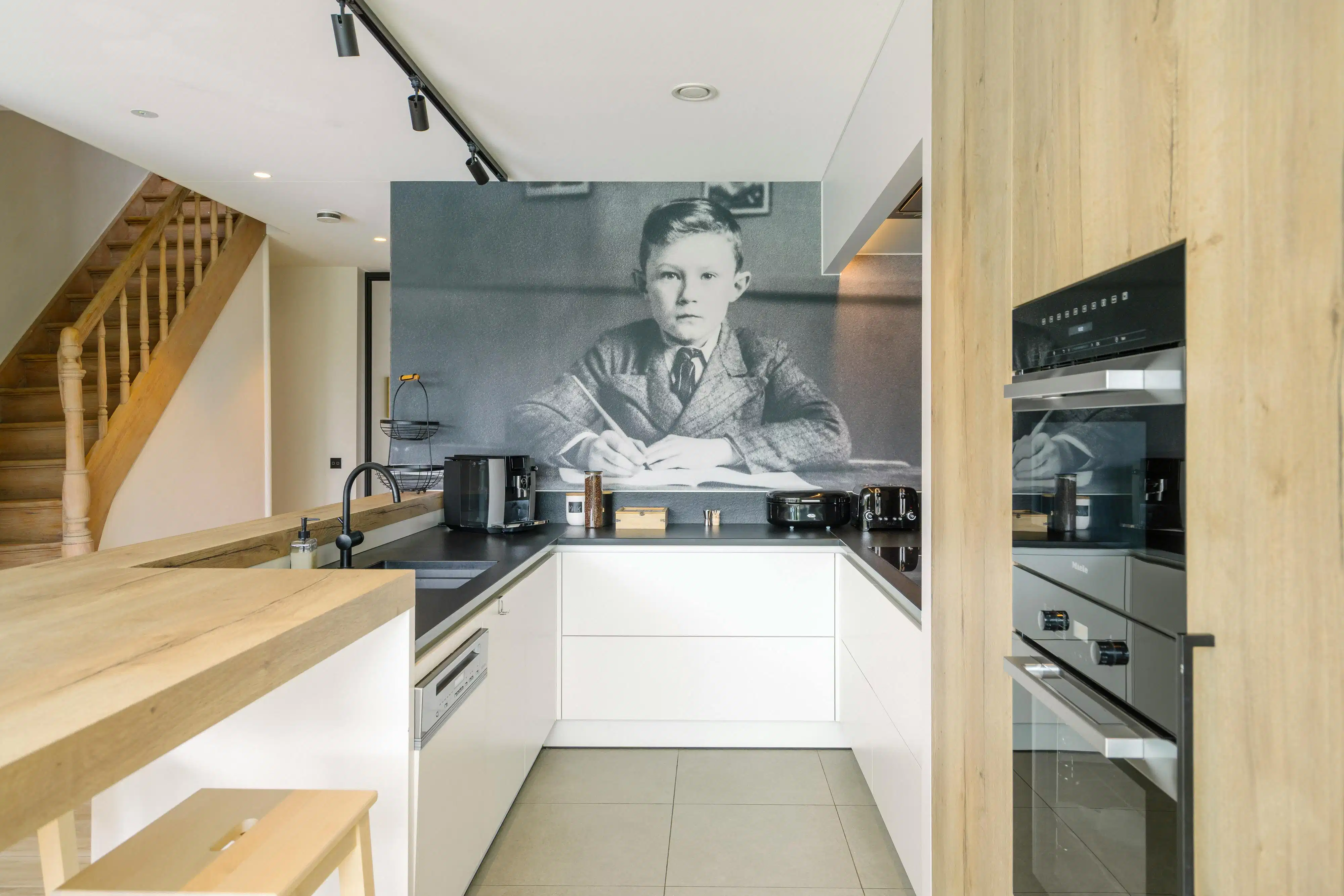 Exclusieve woning met zwembad in Lo-Reninge. foto 4