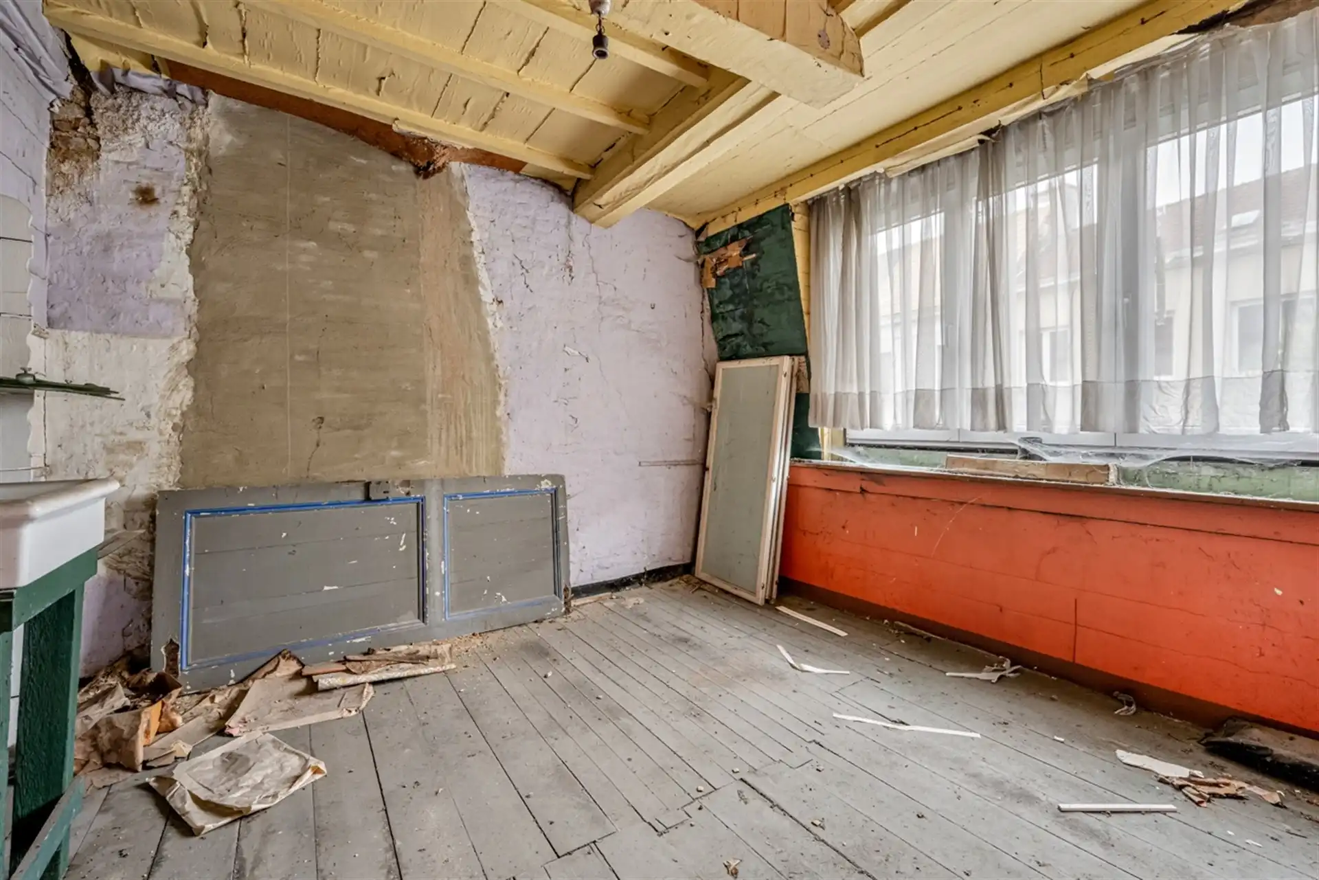 Commercieel gebouw in winkelstraat te Aalst foto 10