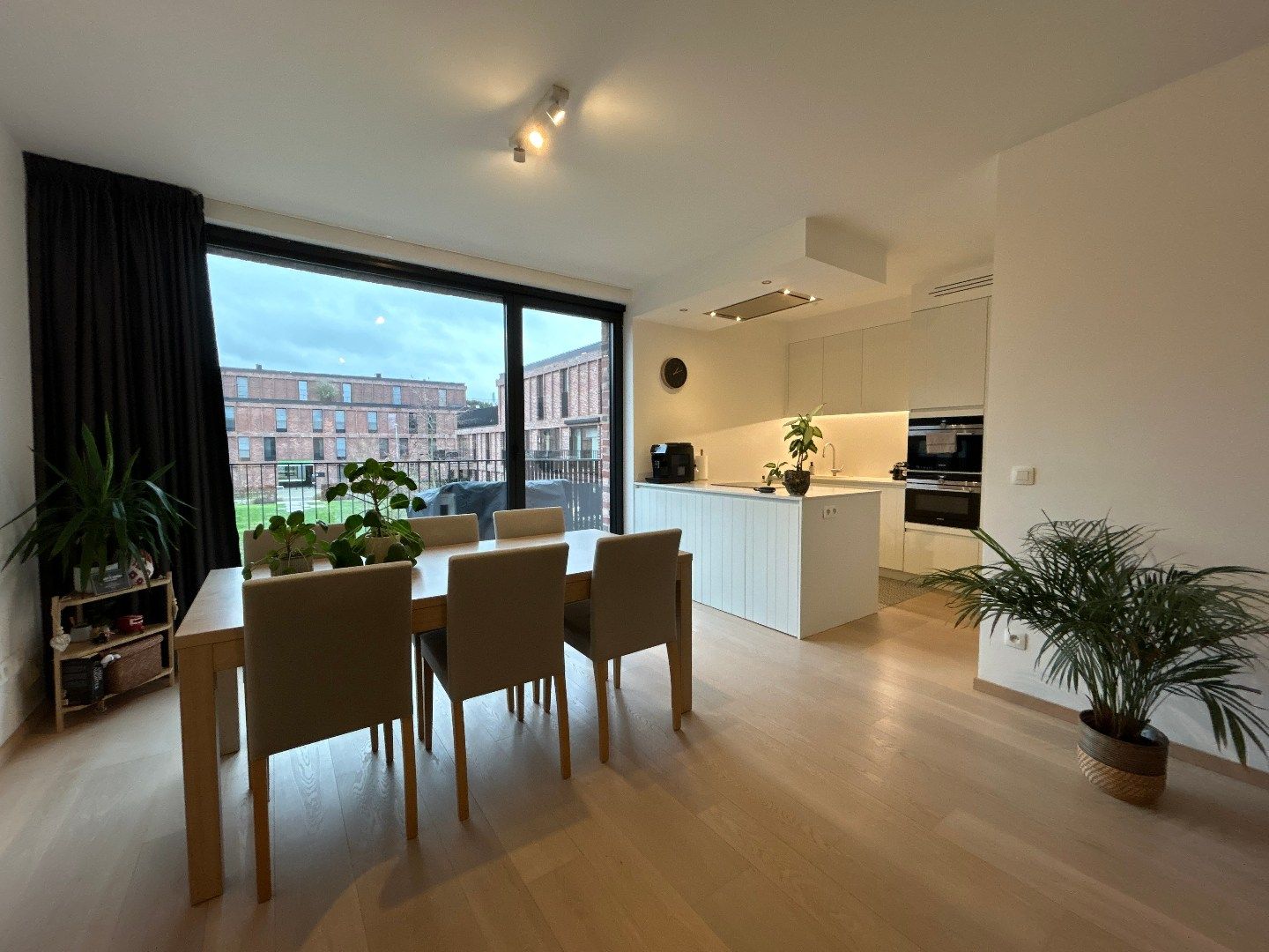 Licht, luxueus en stijlvol appartement in het hart van Haacht foto {{pictureIndex}}