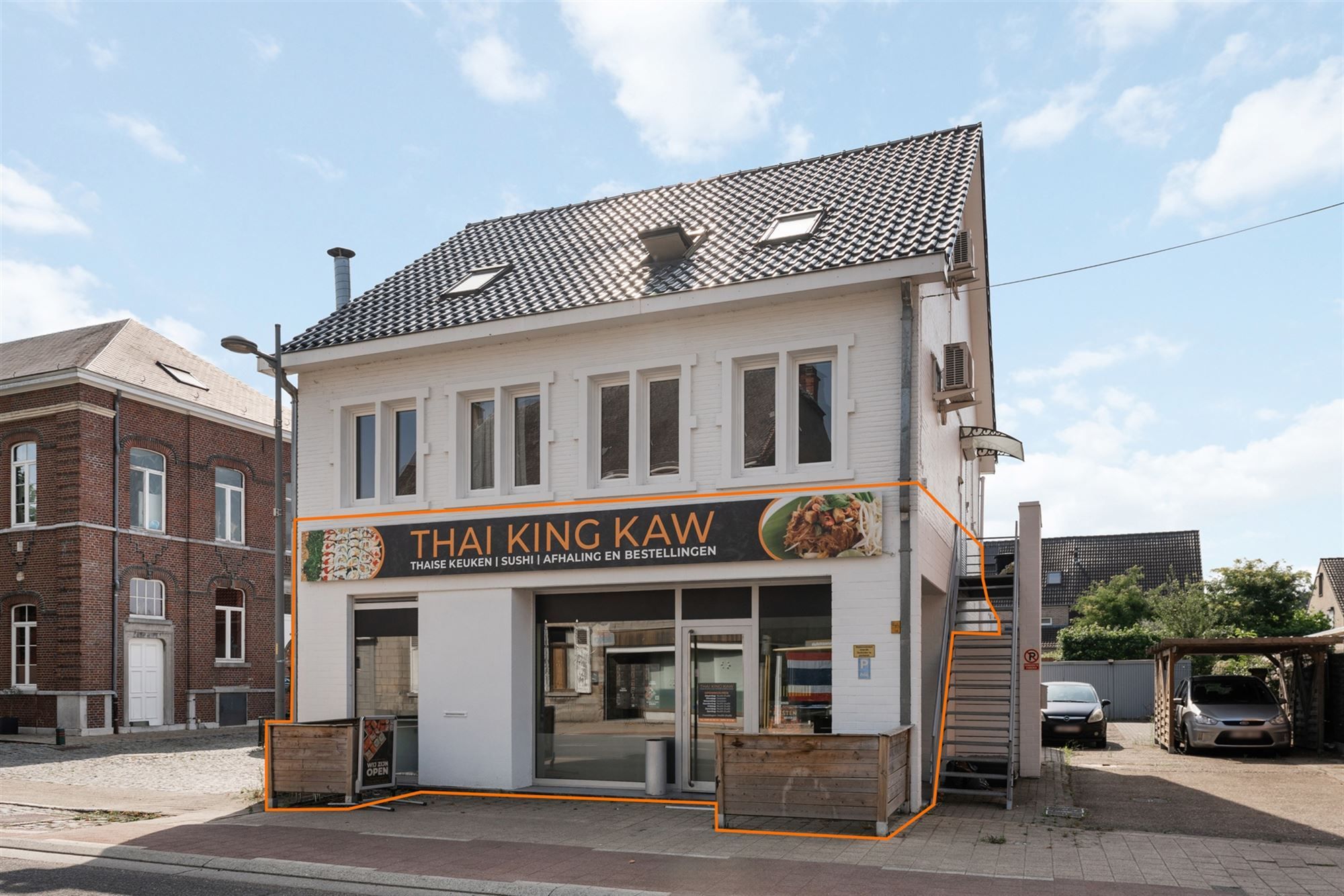 RUIM HANDELSPAND MET GOEDE VISIBILITEIT IN KOERSEL CENTRUM foto 14