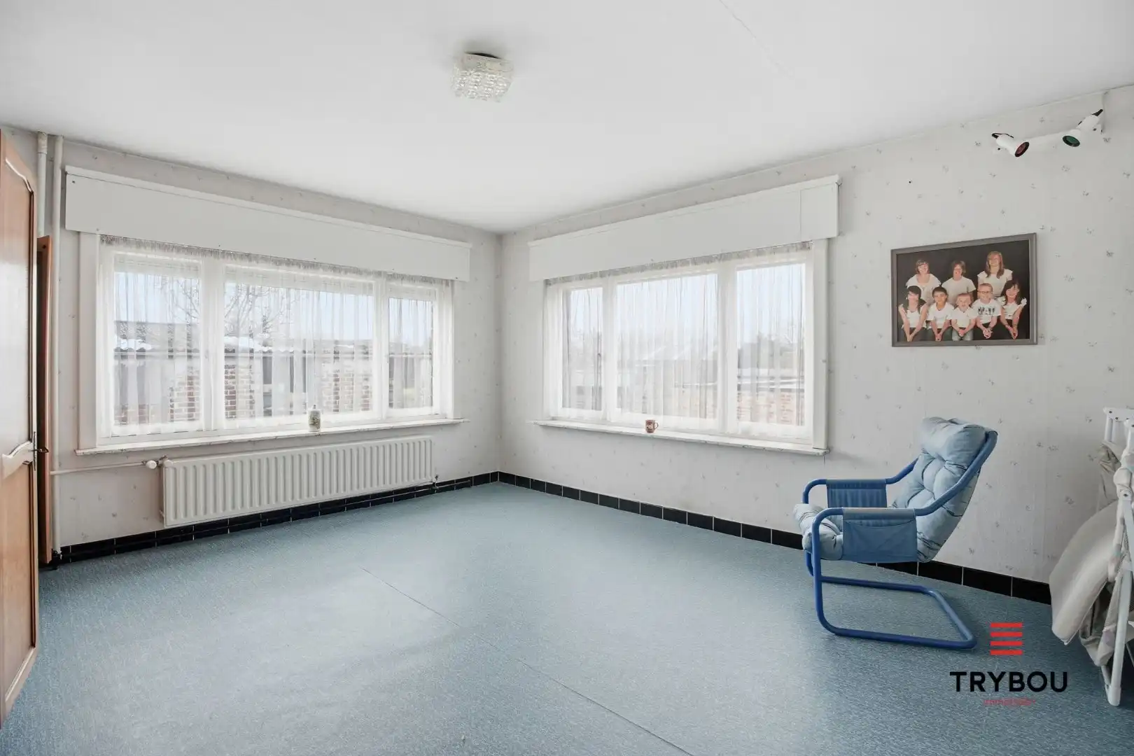 Woning met ruimte en veel mogelijkheden te koop in Zarren! foto 9