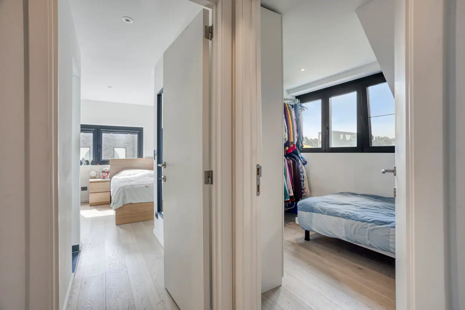 Prachtig gerenoveerde duplex appartement gelegen te Wemmel foto 12